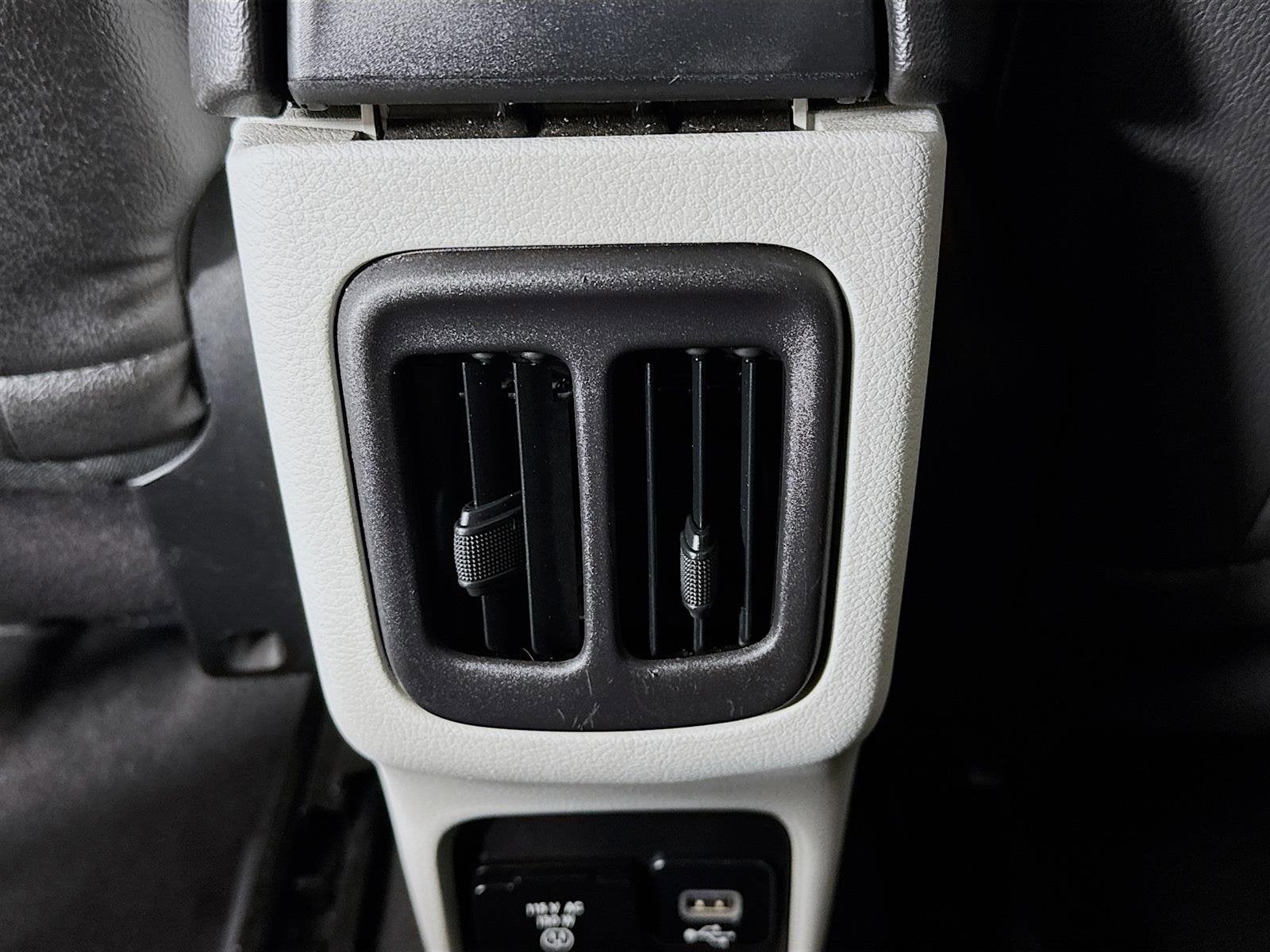 2018 Jeep Compass Latitude w/Sun/Wheel Pkg