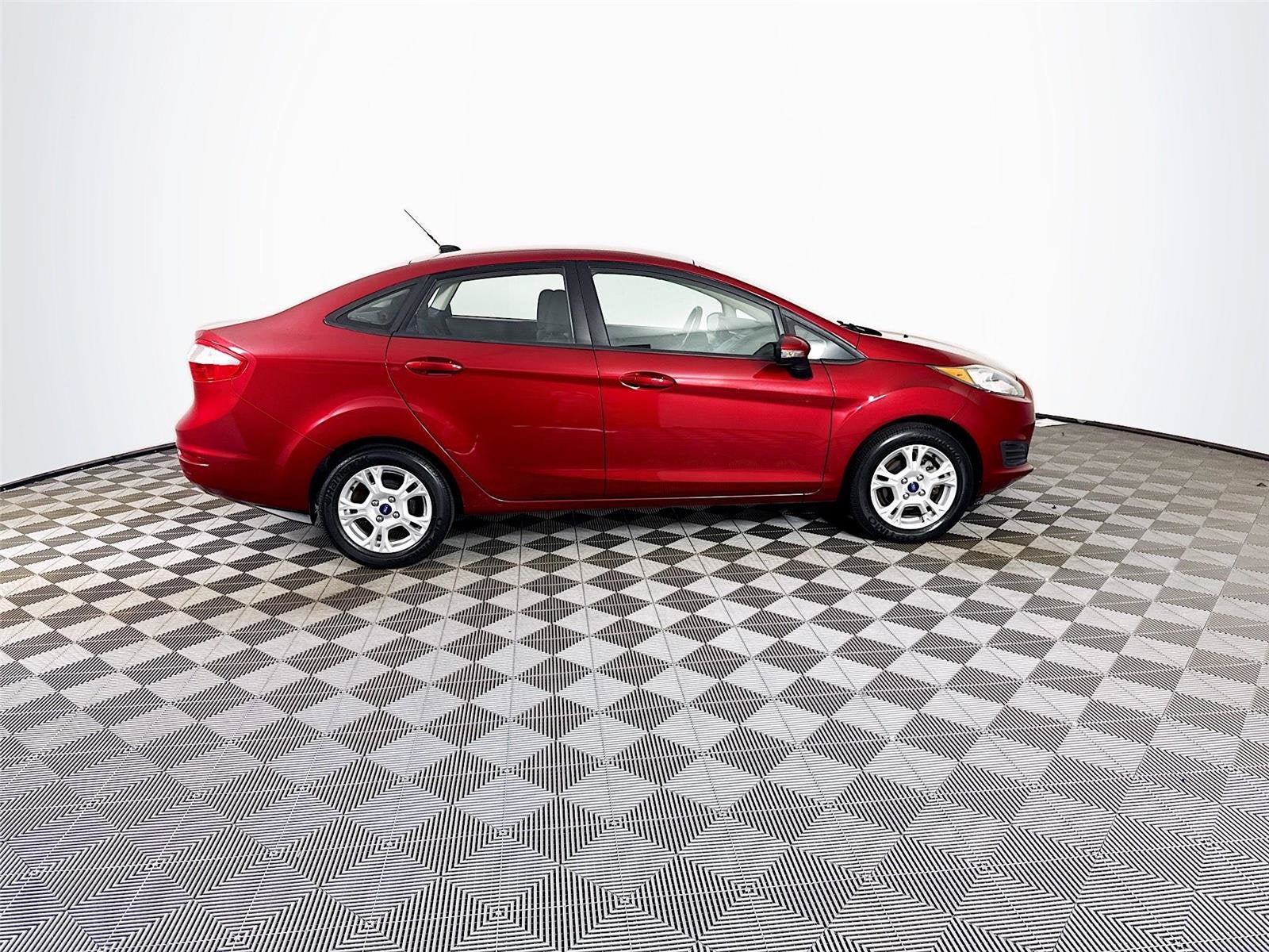 2014 Ford Fiesta SE