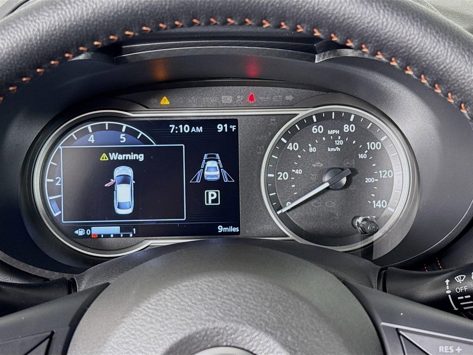 2025 Nissan Versa SR