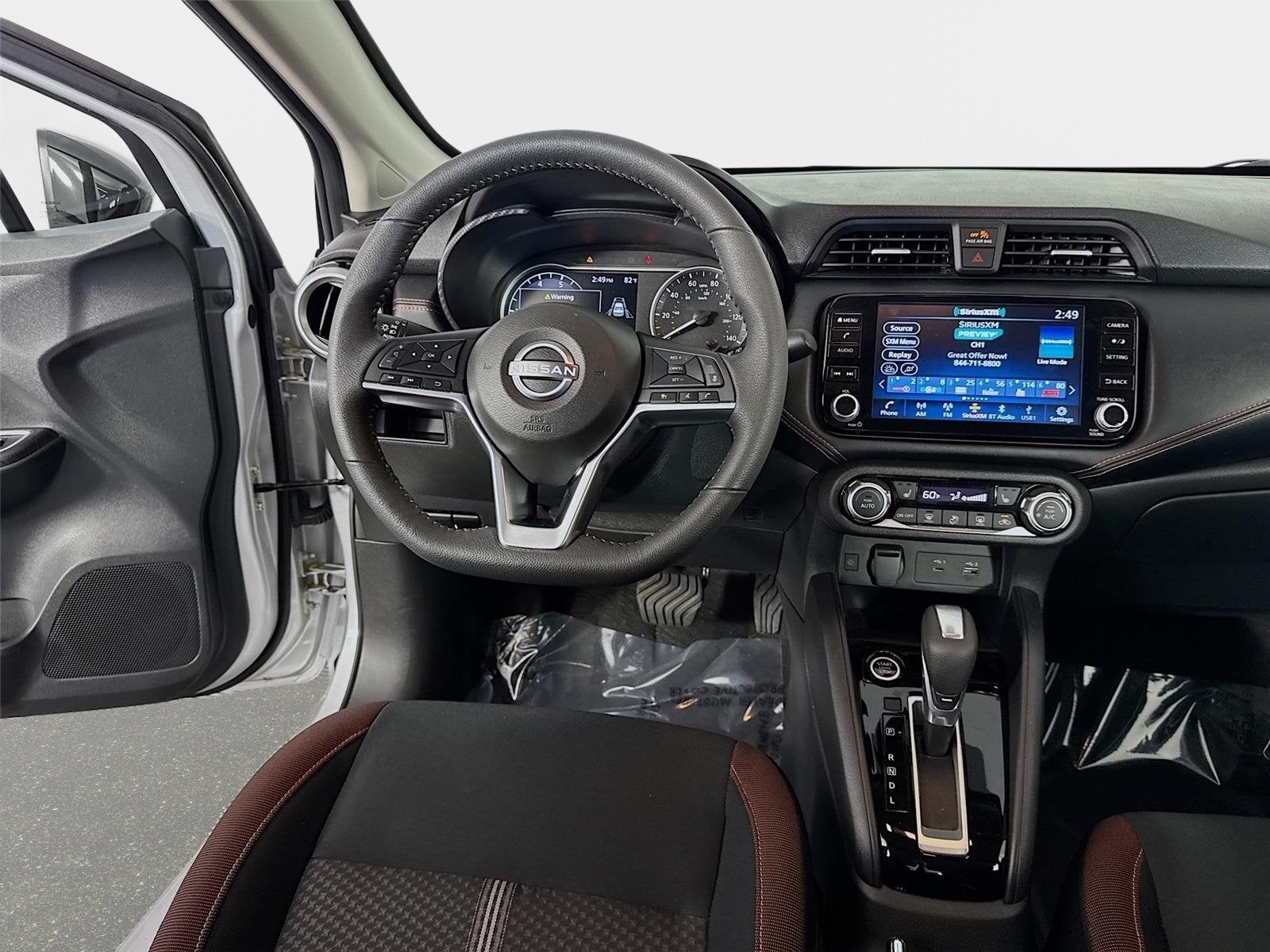 2025 Nissan Versa SR