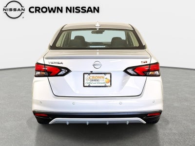 2025 Nissan Versa SR