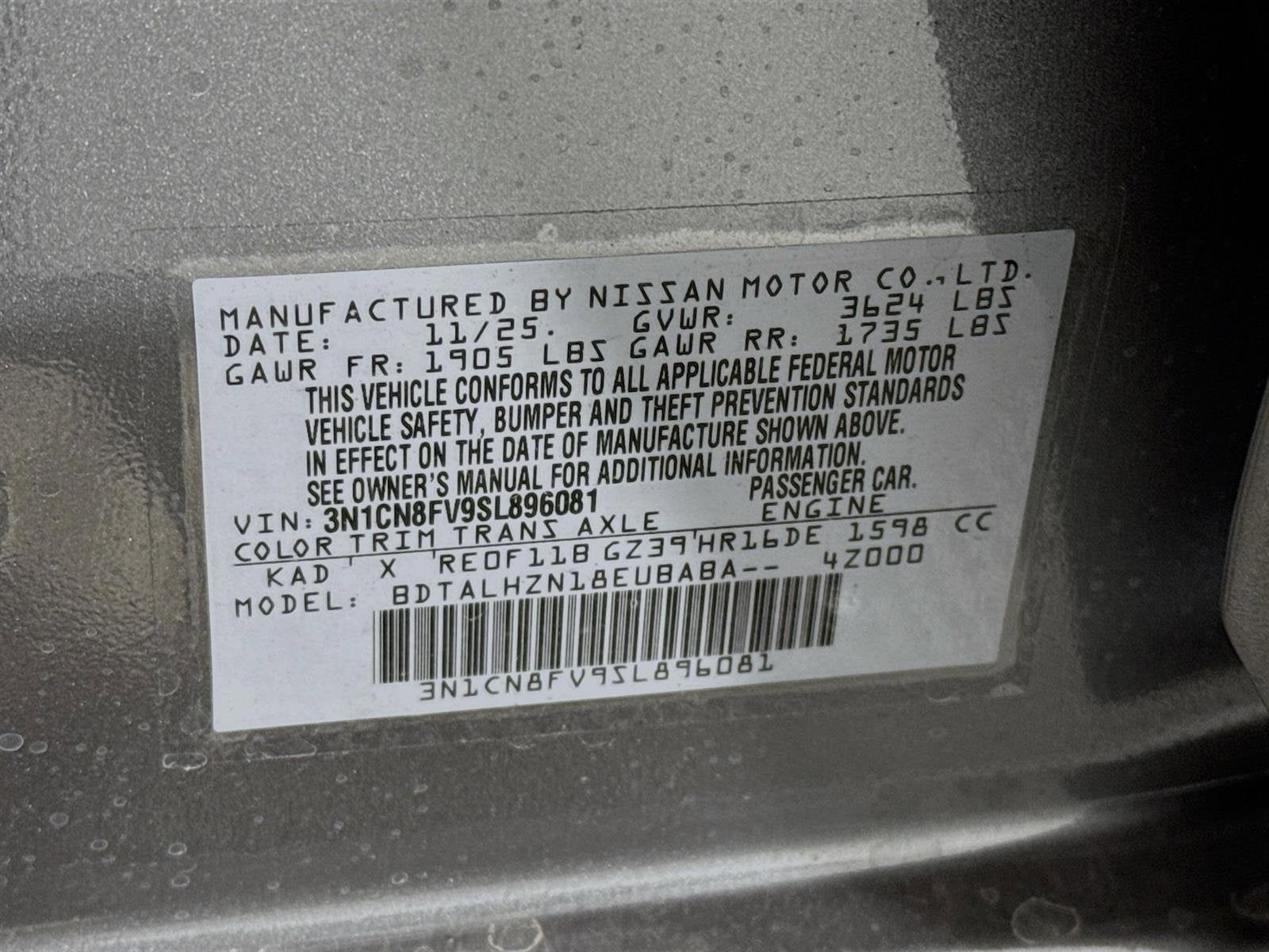 2025 Nissan Versa SR