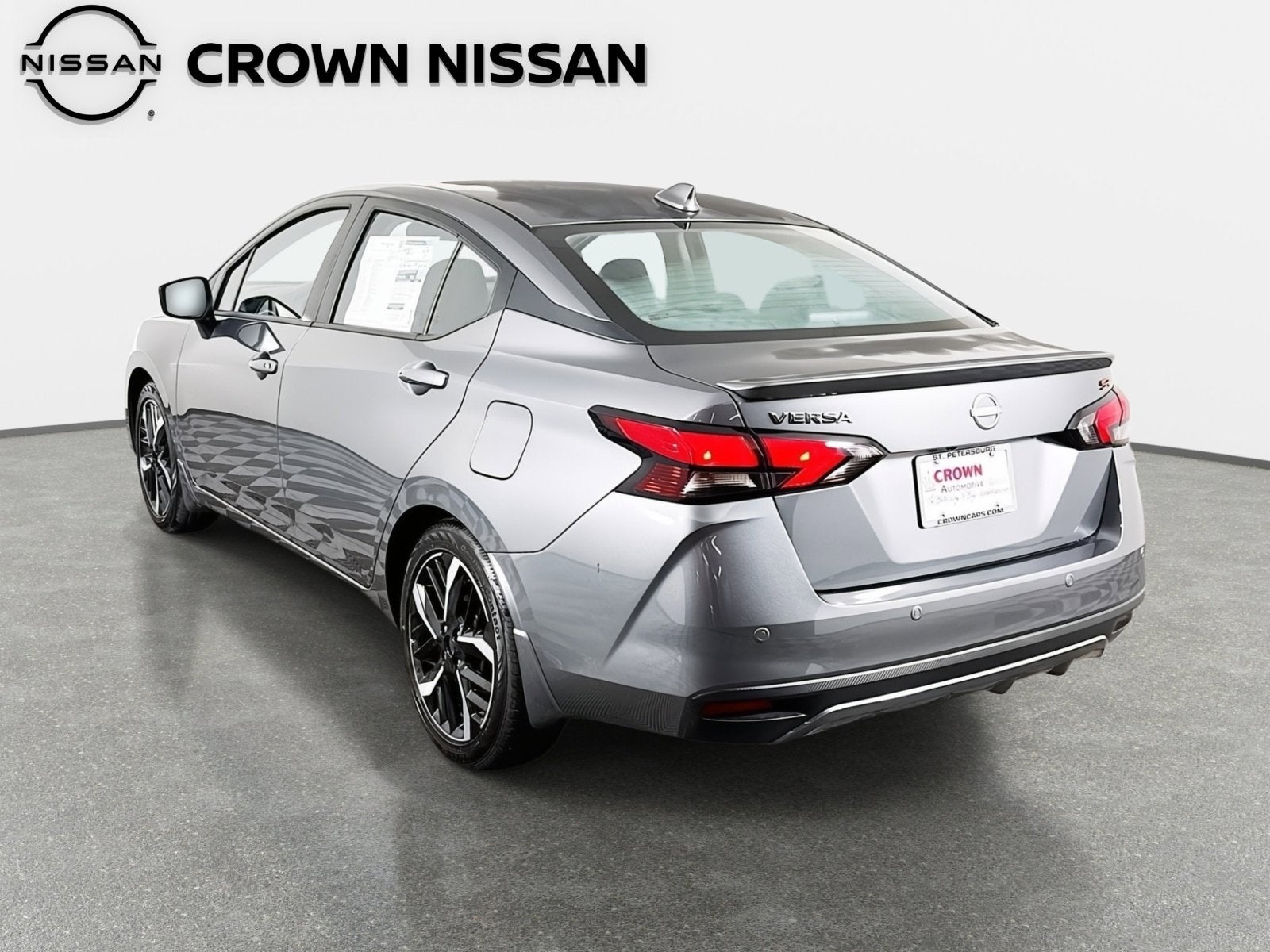 2025 Nissan Versa SR