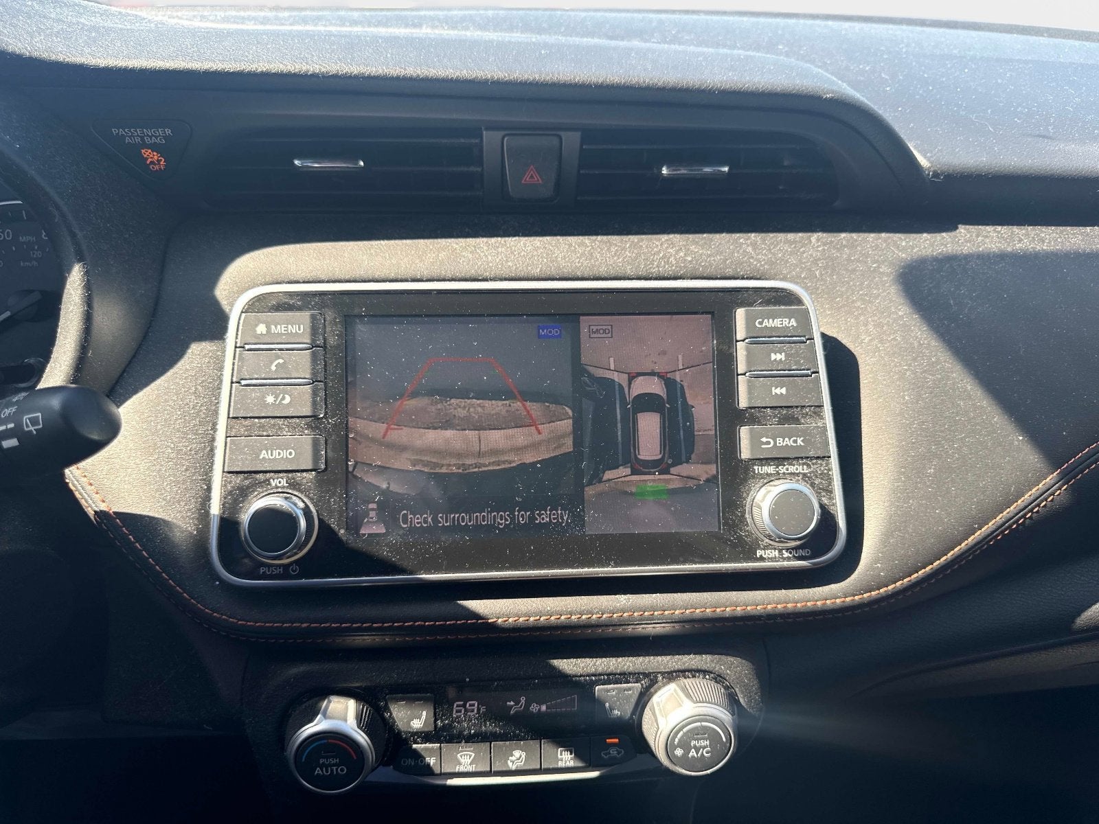 2020 Nissan Kicks SR