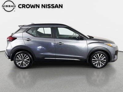 2021 Nissan Kicks SR