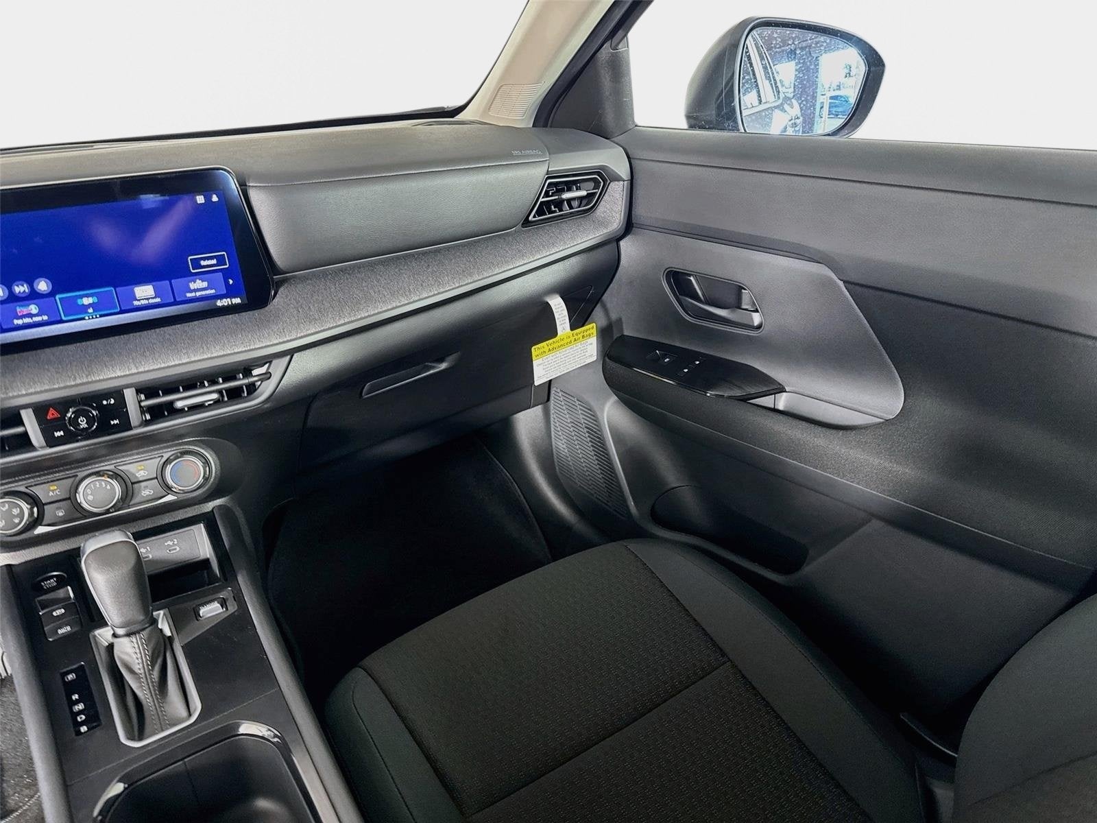 2027 Nissan Kicks S