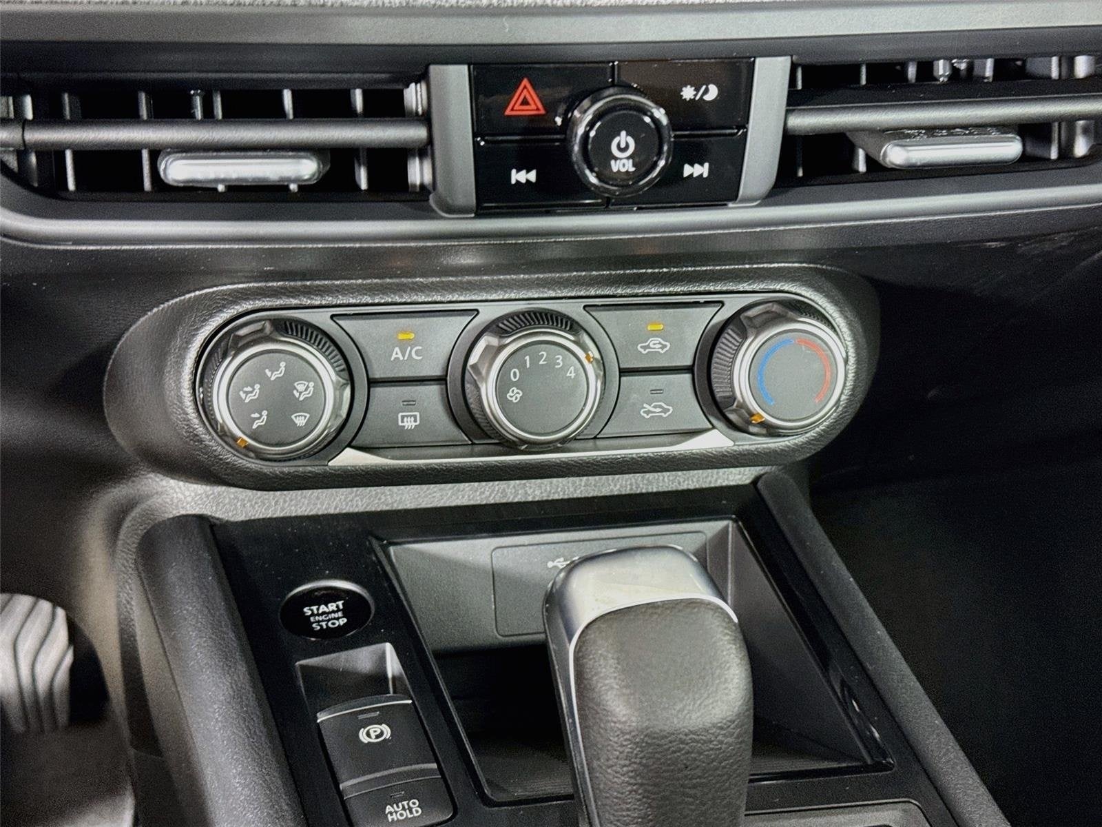2027 Nissan Kicks S