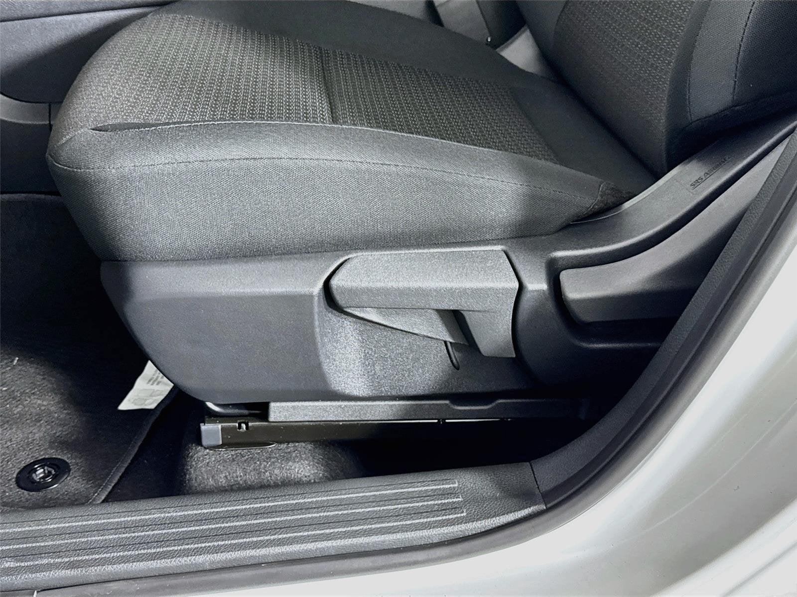 2027 Nissan Kicks S