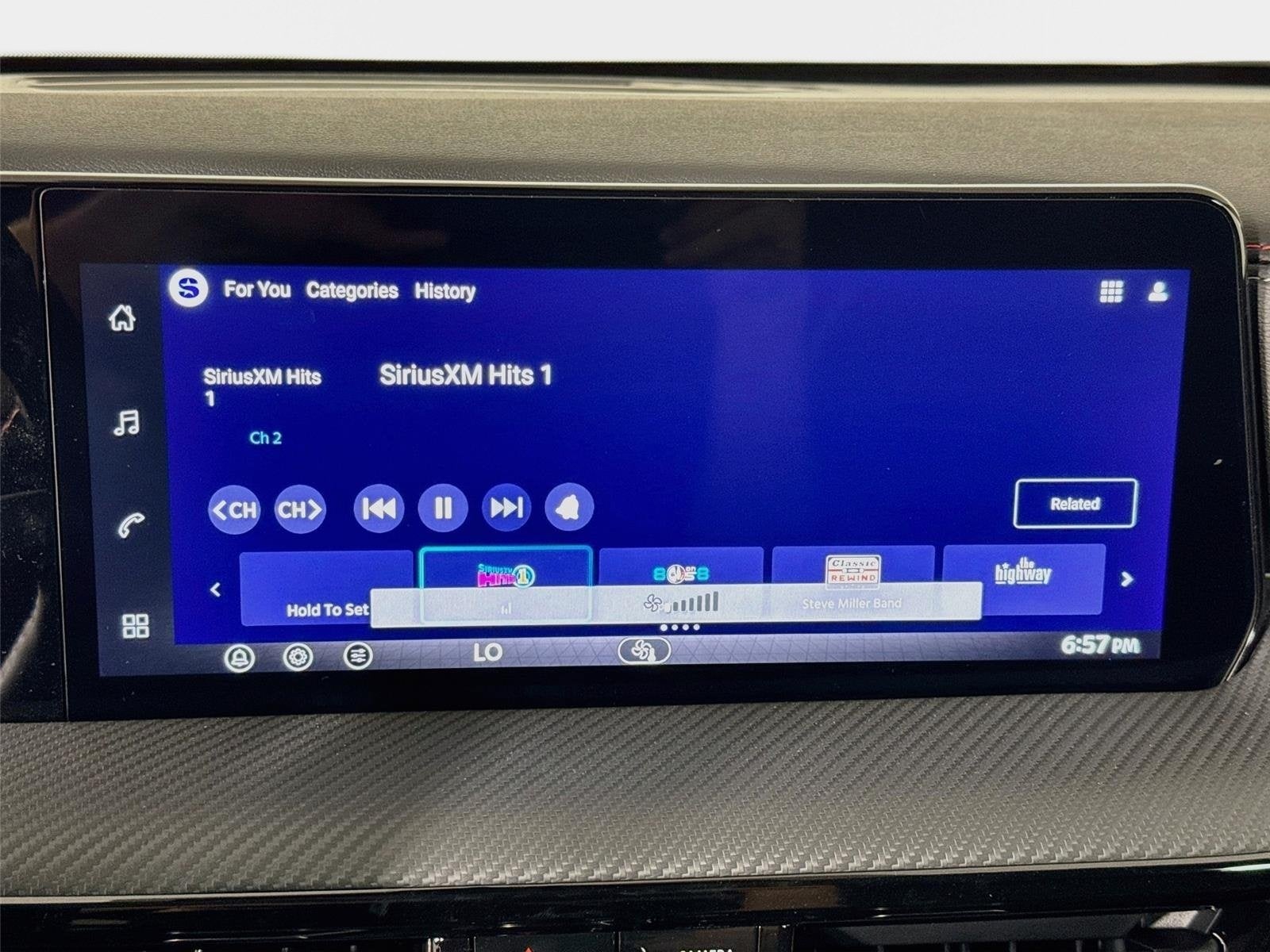2027 Nissan Kicks SR