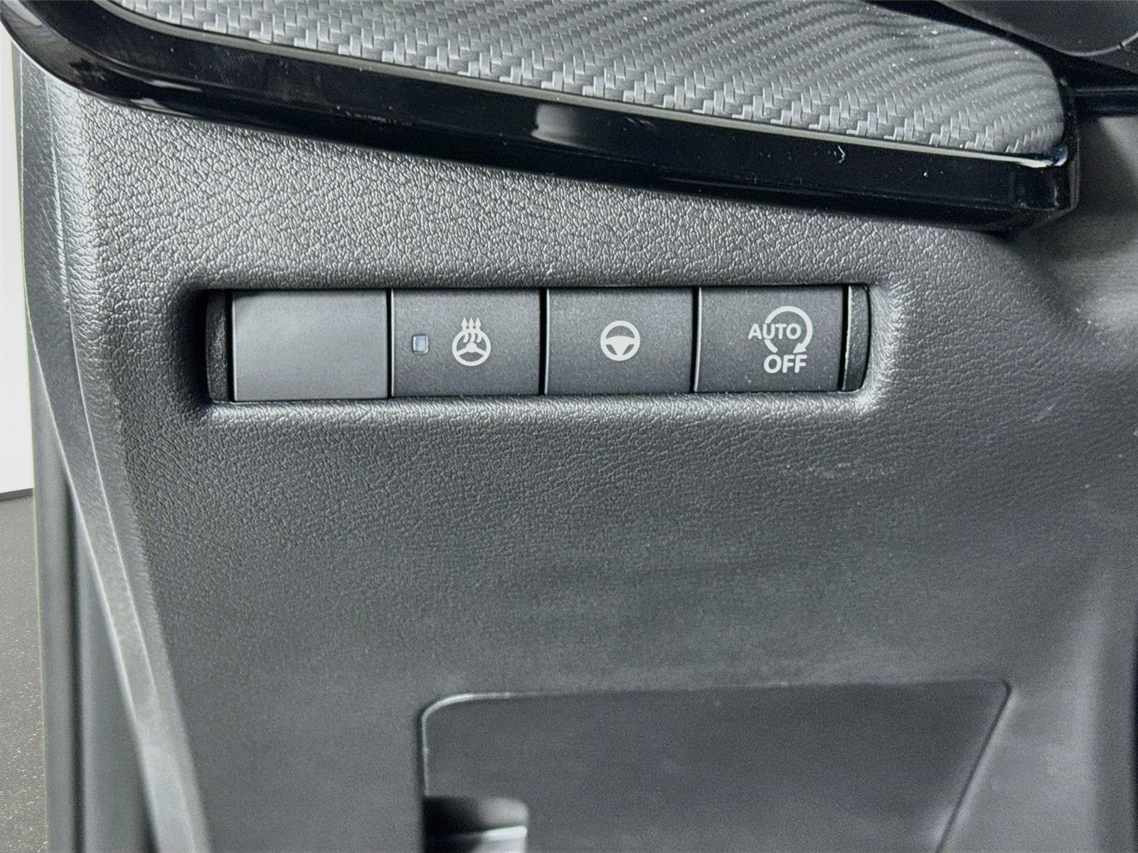 2027 Nissan Kicks SR