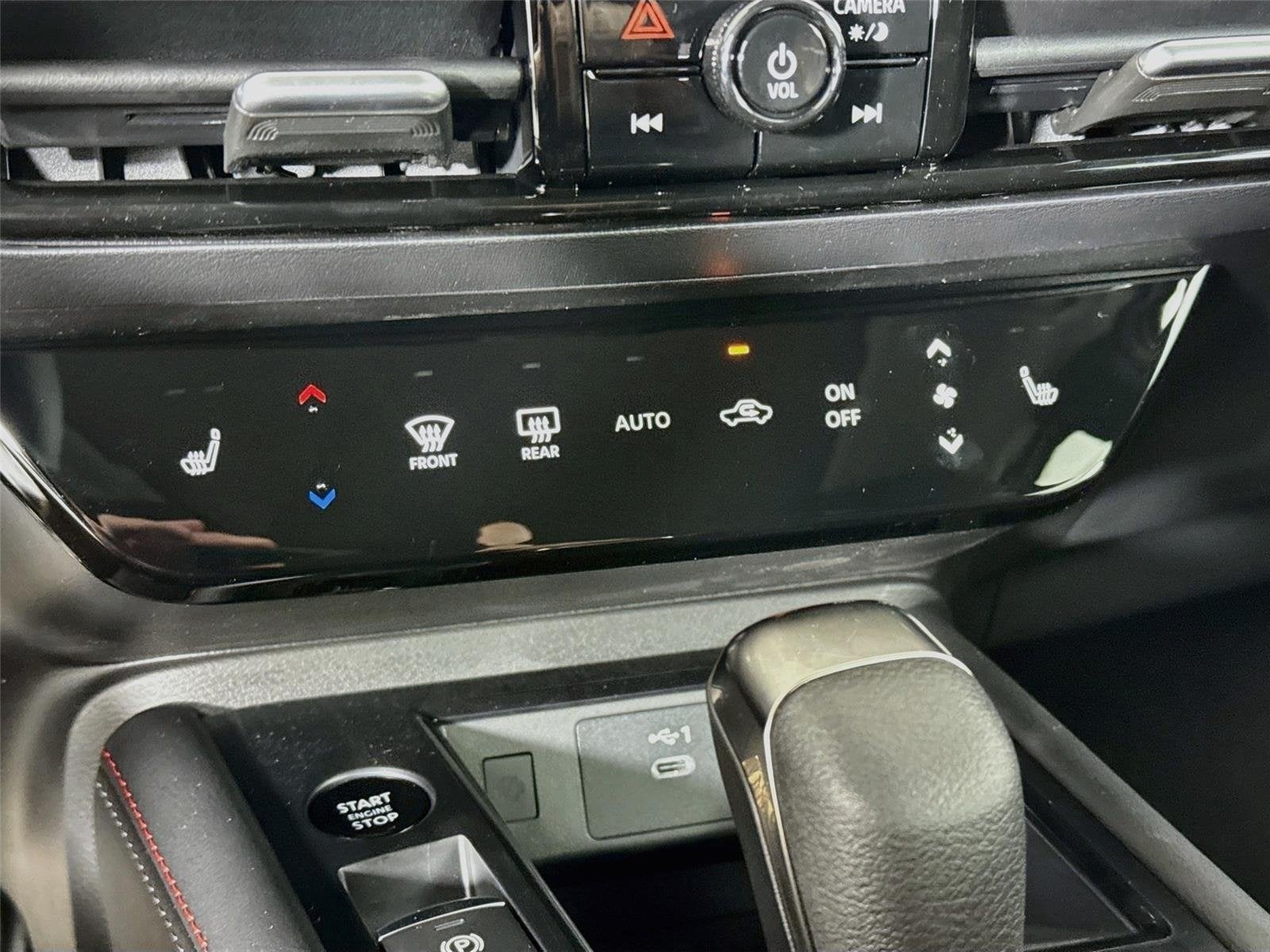 2027 Nissan Kicks SR
