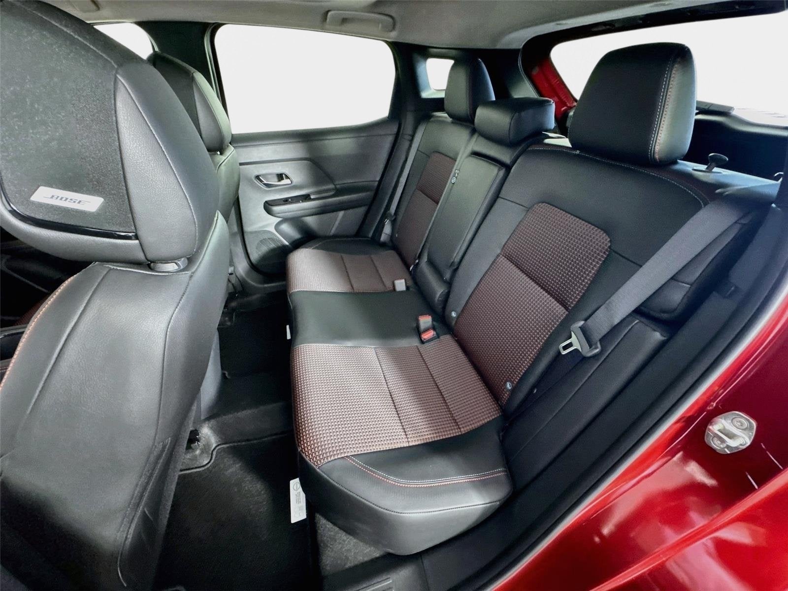 2027 Nissan Kicks SR