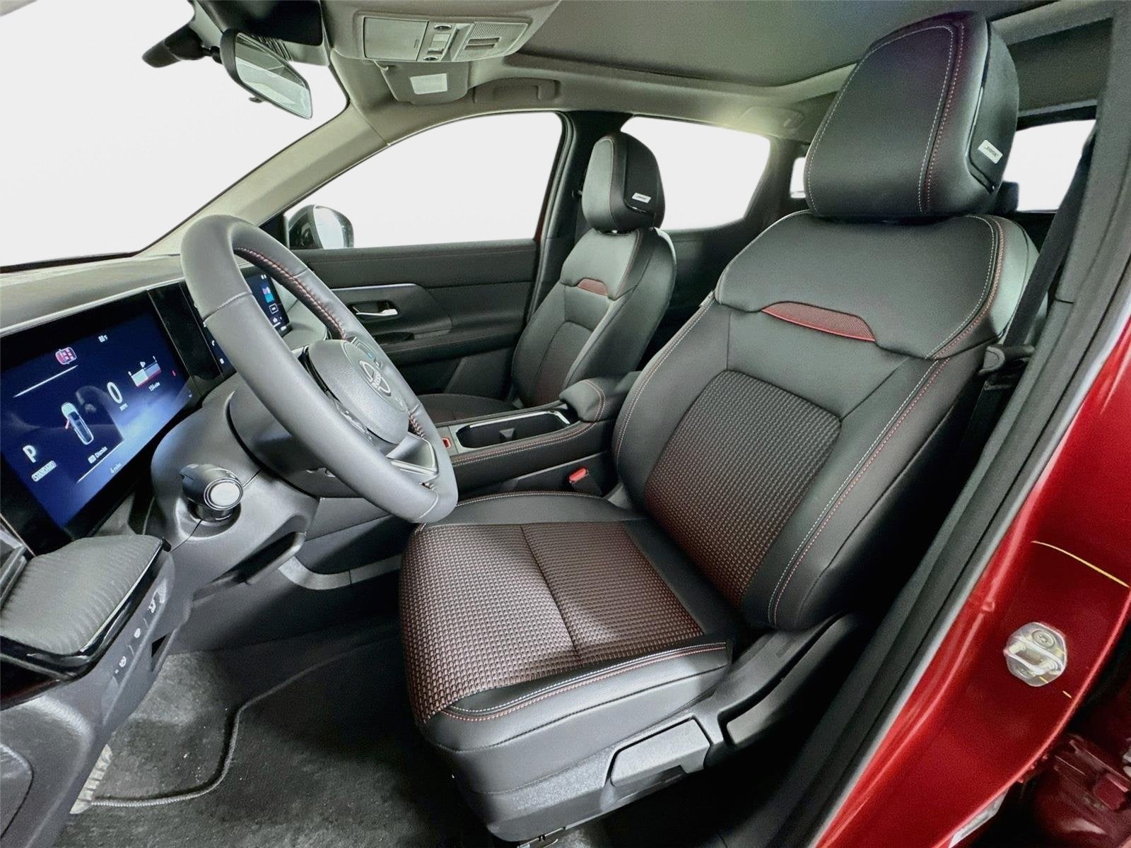 2027 Nissan Kicks SR