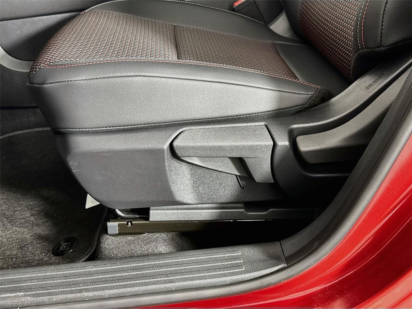 2027 Nissan Kicks SR