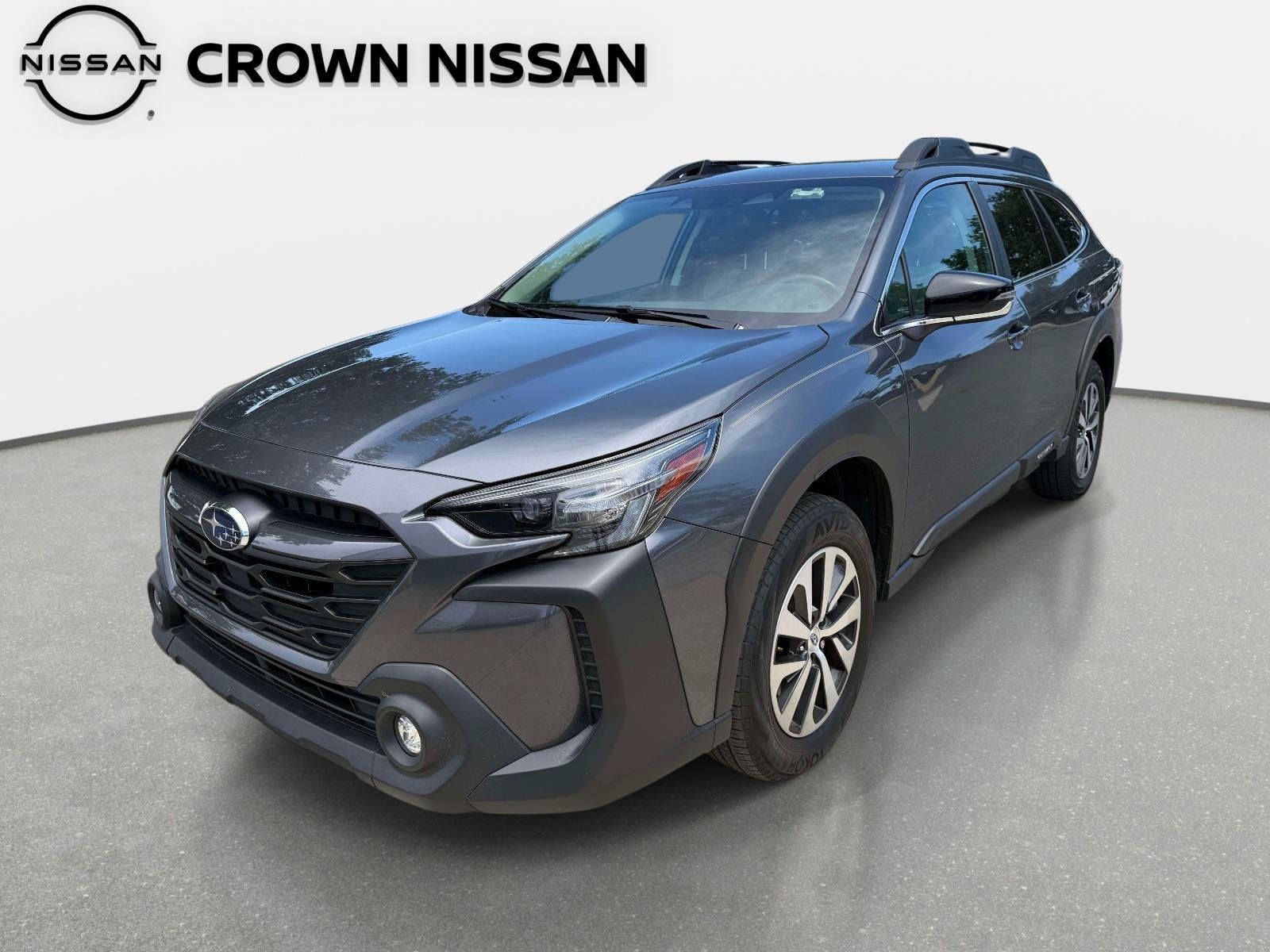 2025 Subaru Outback Premium's photo