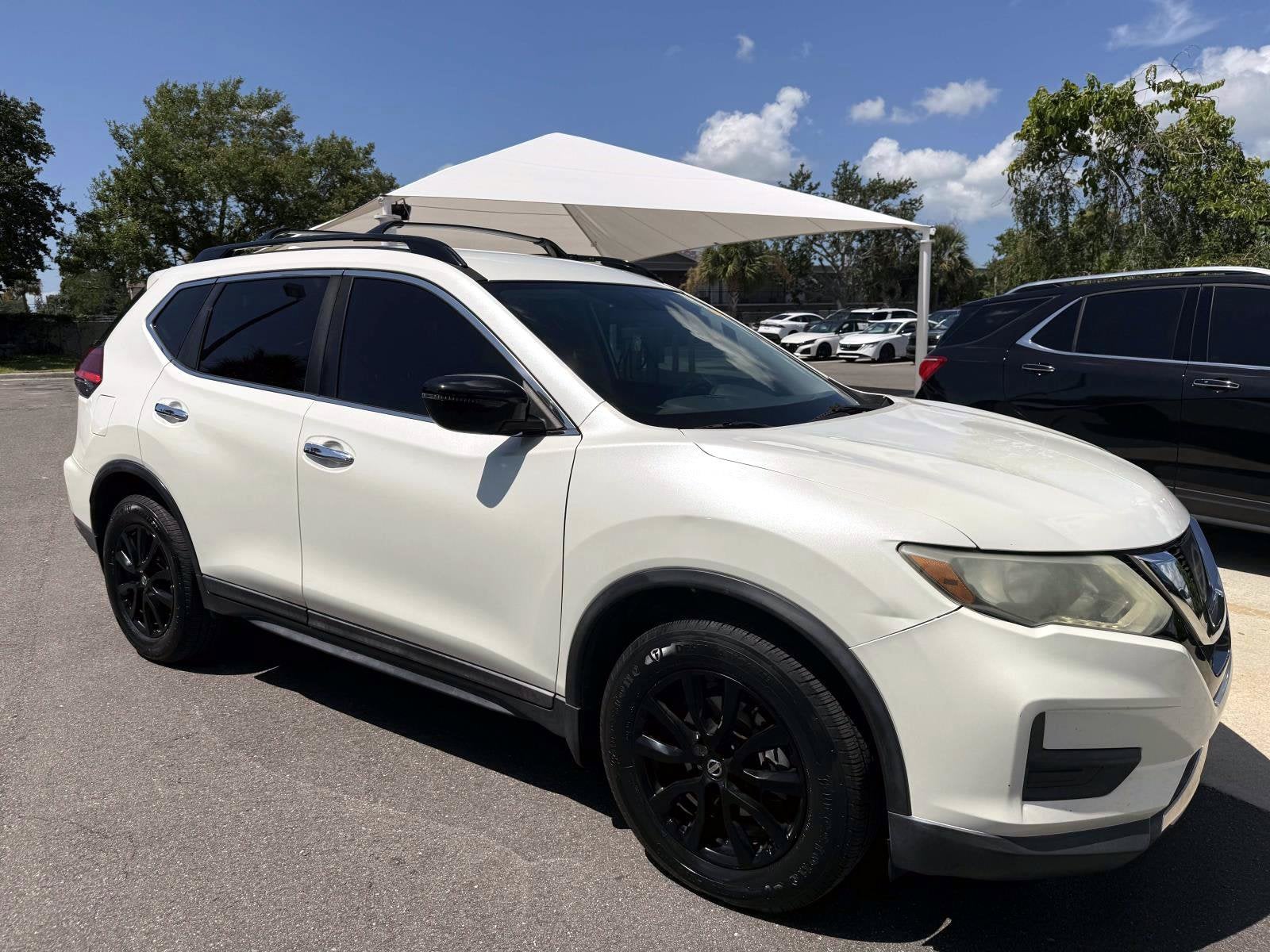 2017 Nissan Rogue SV