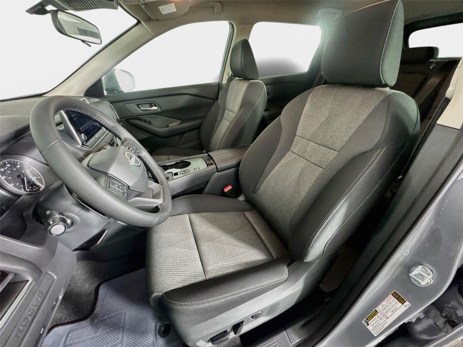 2027 Nissan Rogue SV