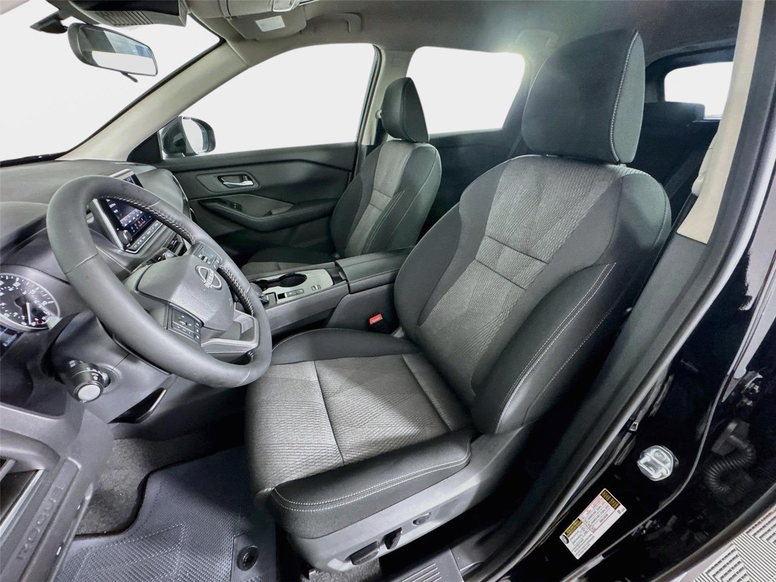 2027 Nissan Rogue SV