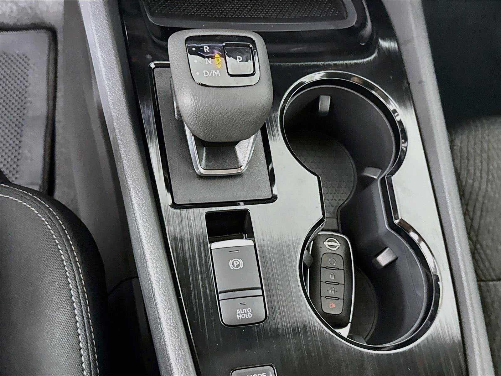 2027 Nissan Rogue SV