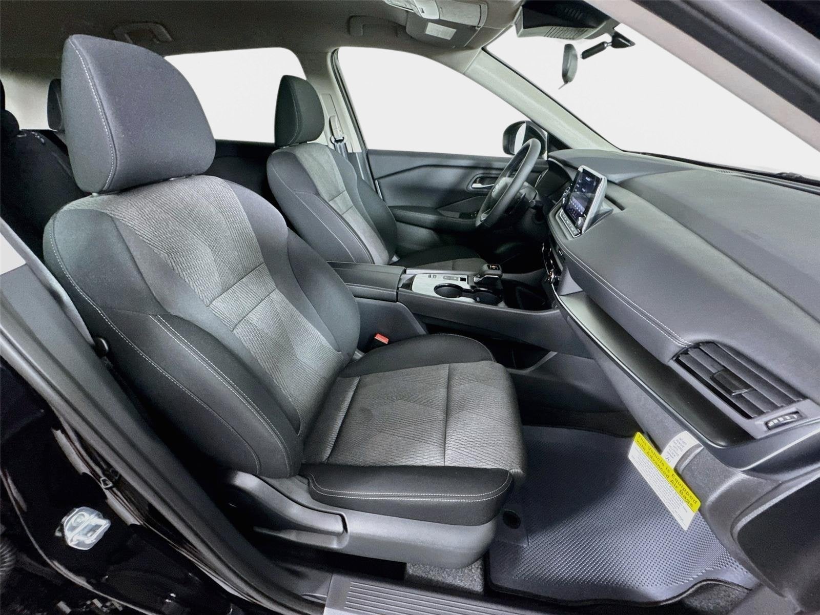 2027 Nissan Rogue SV