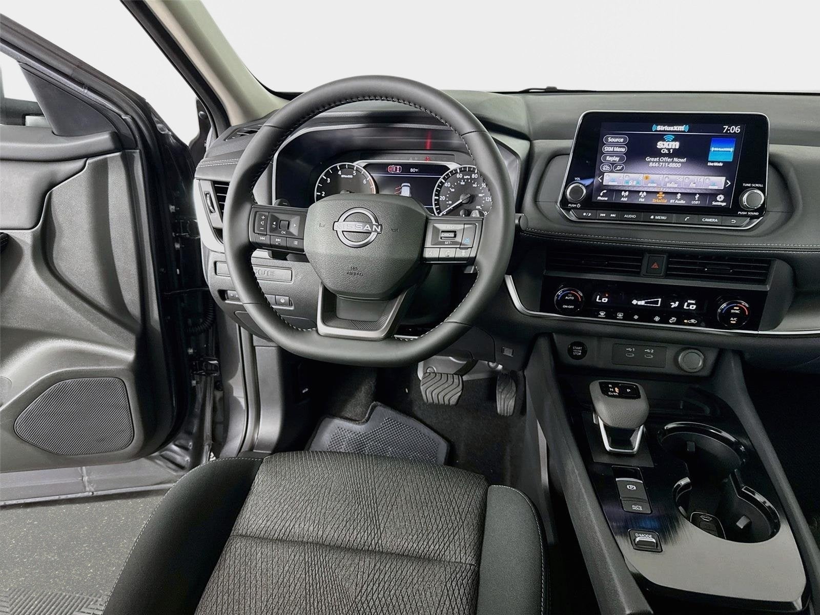 2027 Nissan Rogue SV