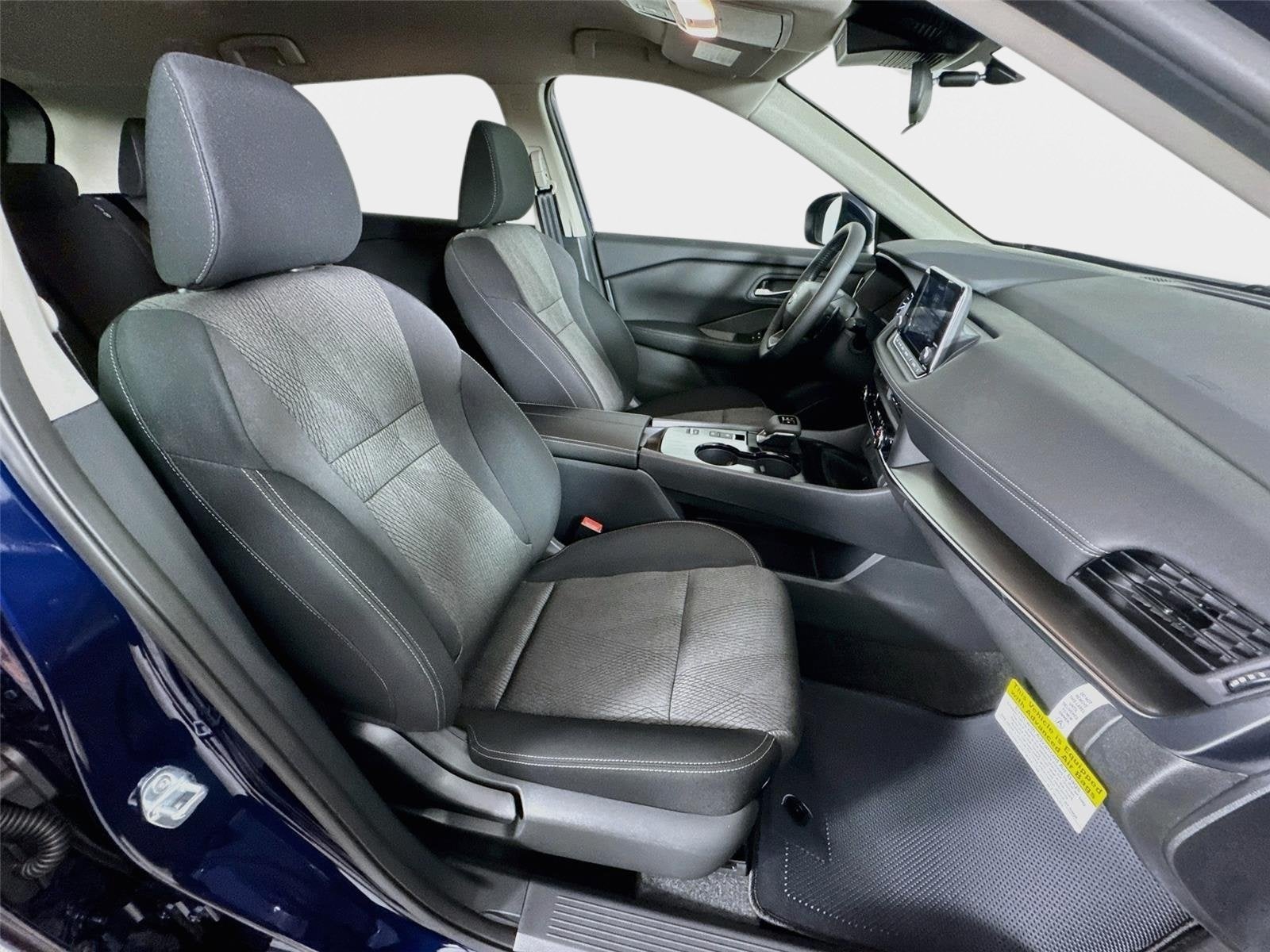 2027 Nissan Rogue SV