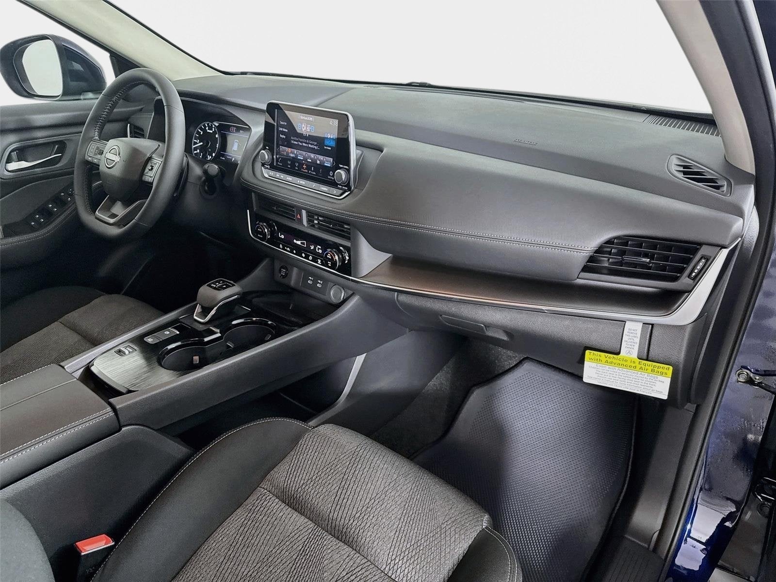 2027 Nissan Rogue SV