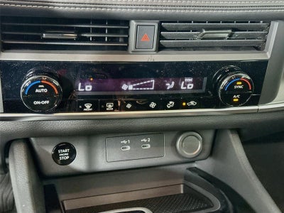 2027 Nissan Rogue SV