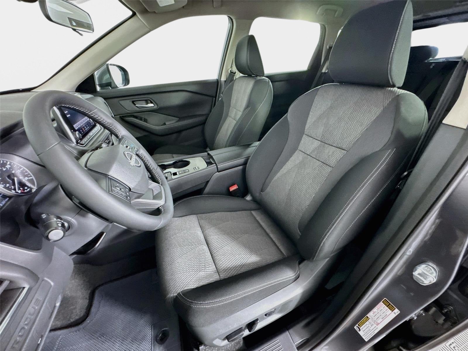 2027 Nissan Rogue SV