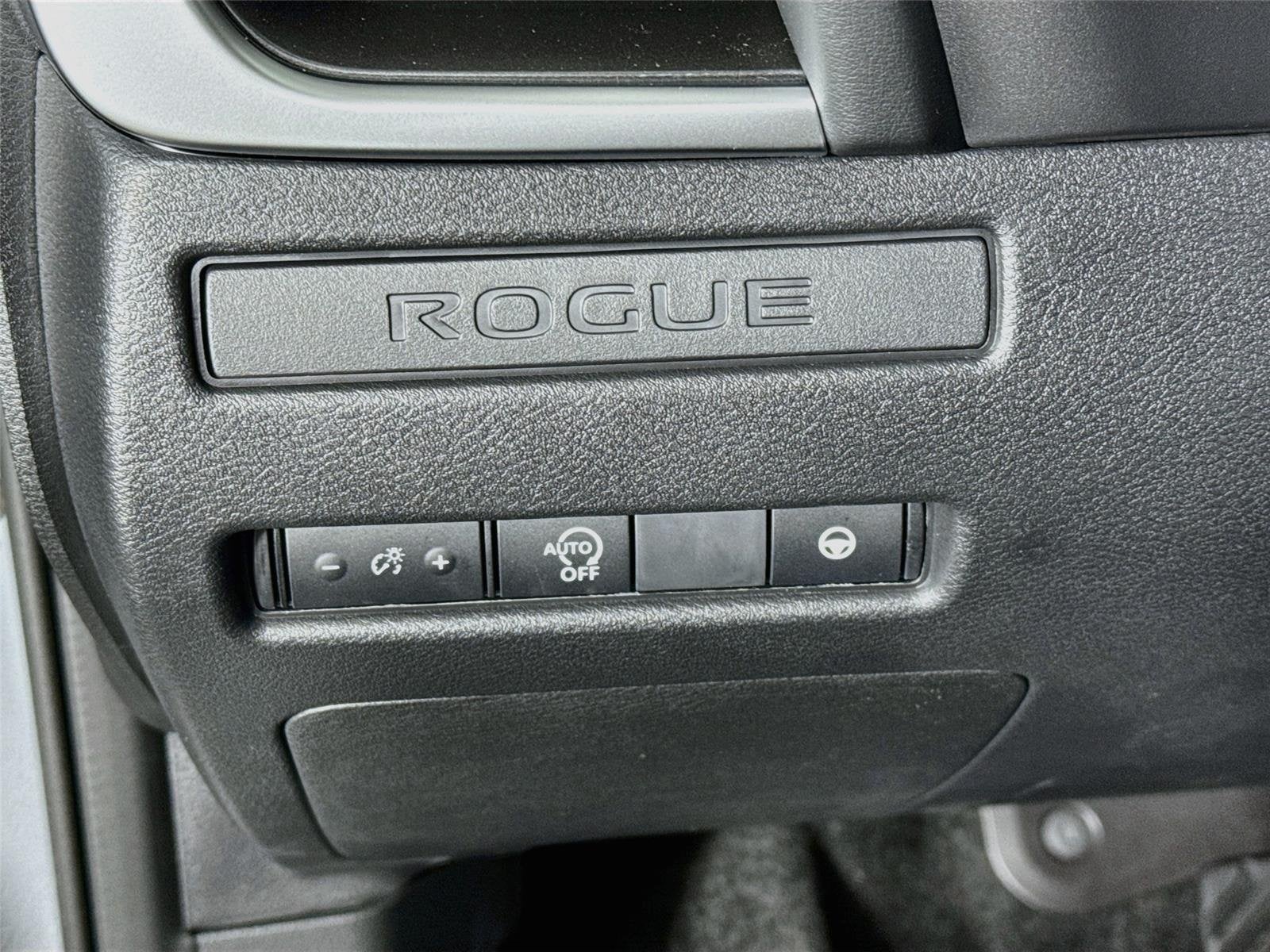 2027 Nissan Rogue SV