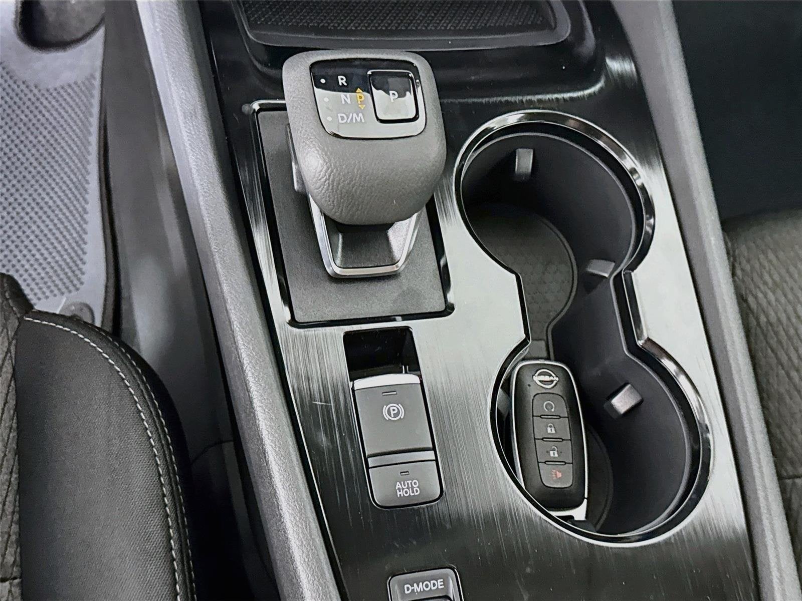 2027 Nissan Rogue SV