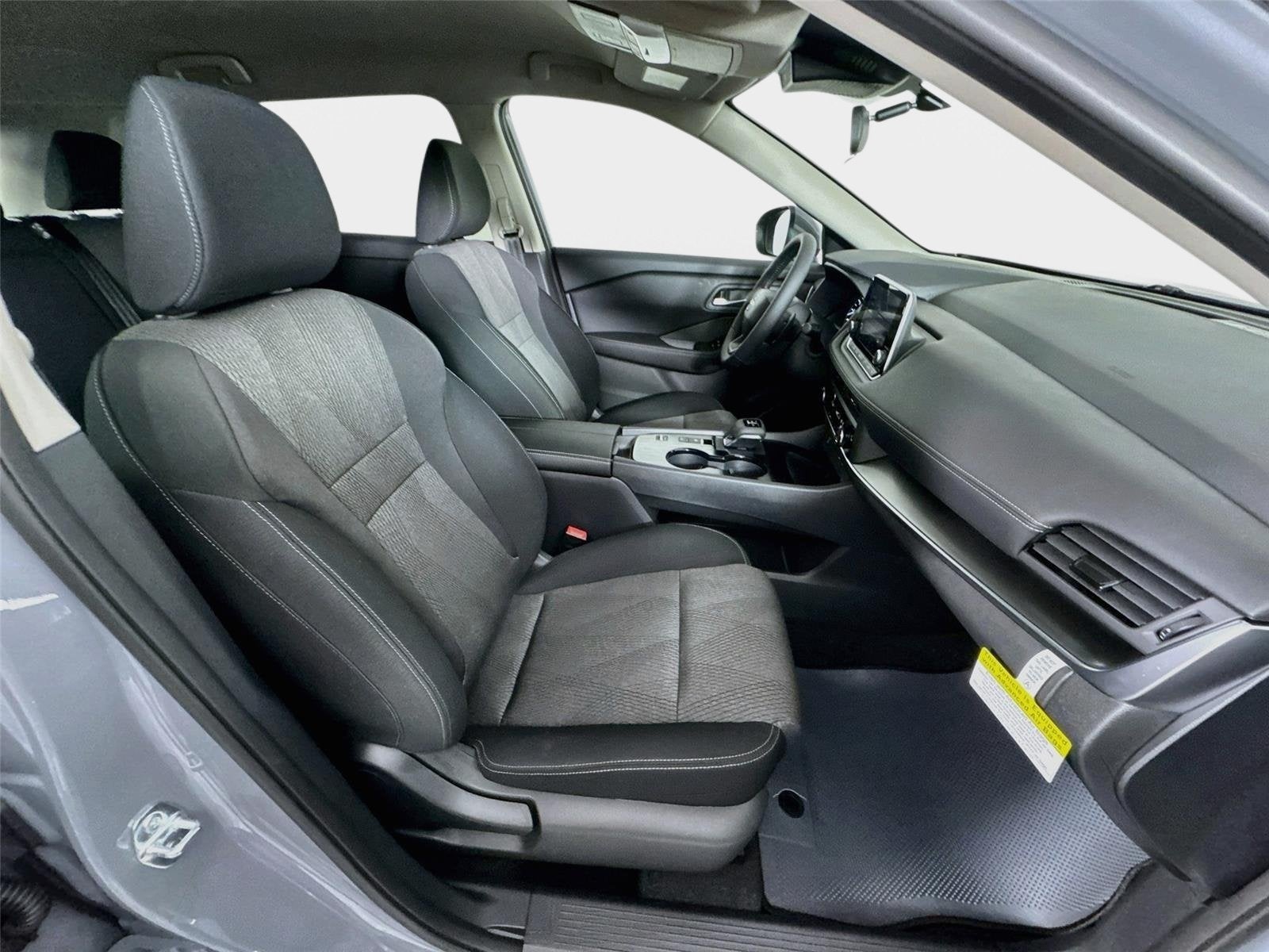 2027 Nissan Rogue SV