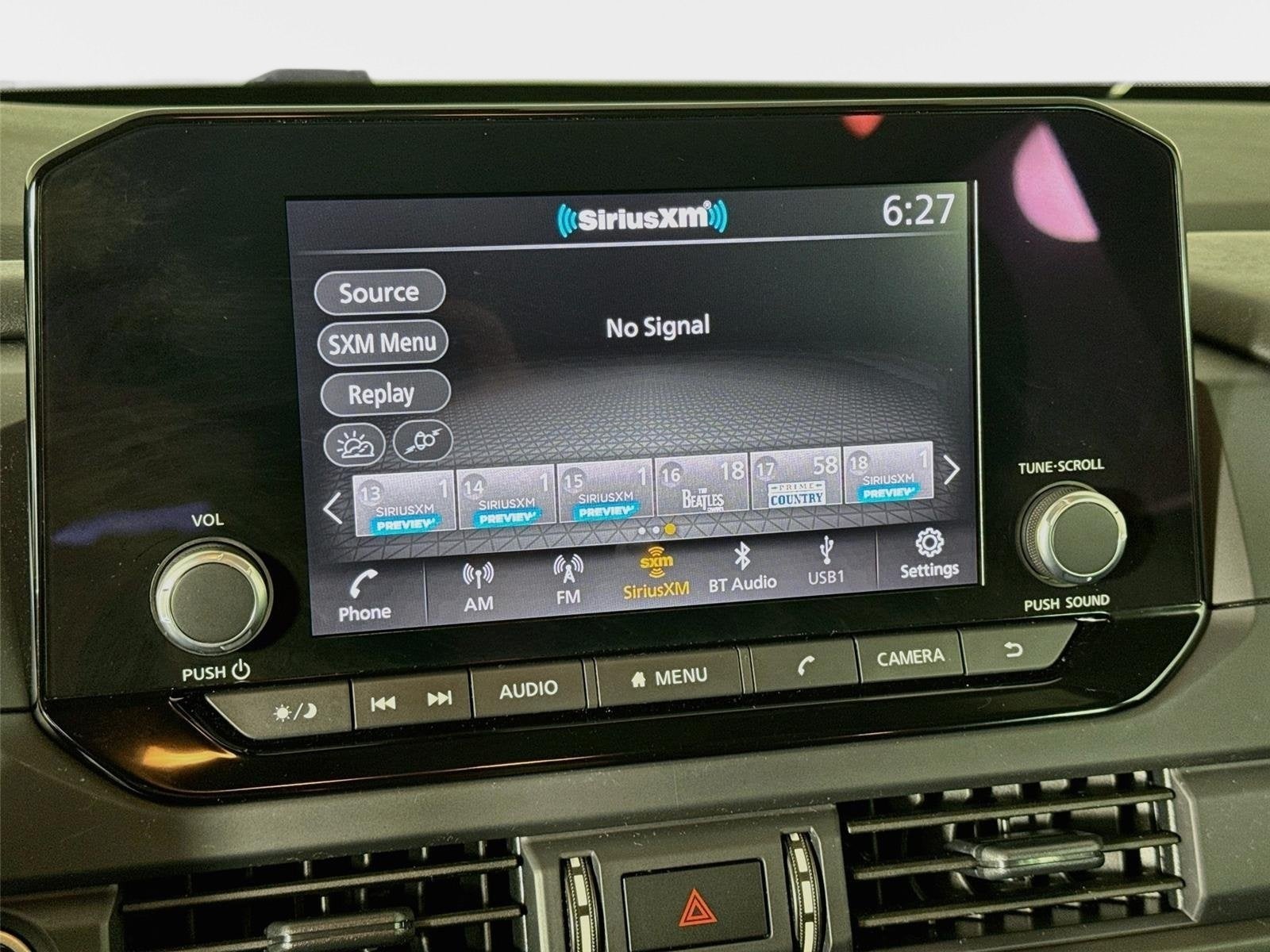 2024 Nissan Pathfinder S