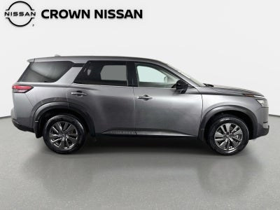 2024 Nissan Pathfinder S