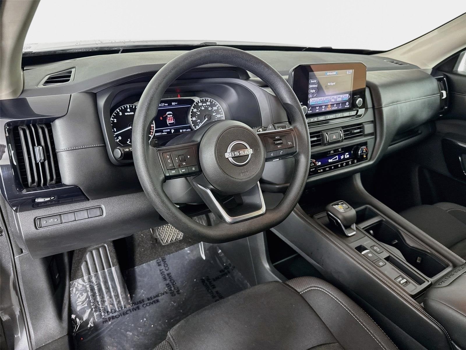 2024 Nissan Pathfinder S