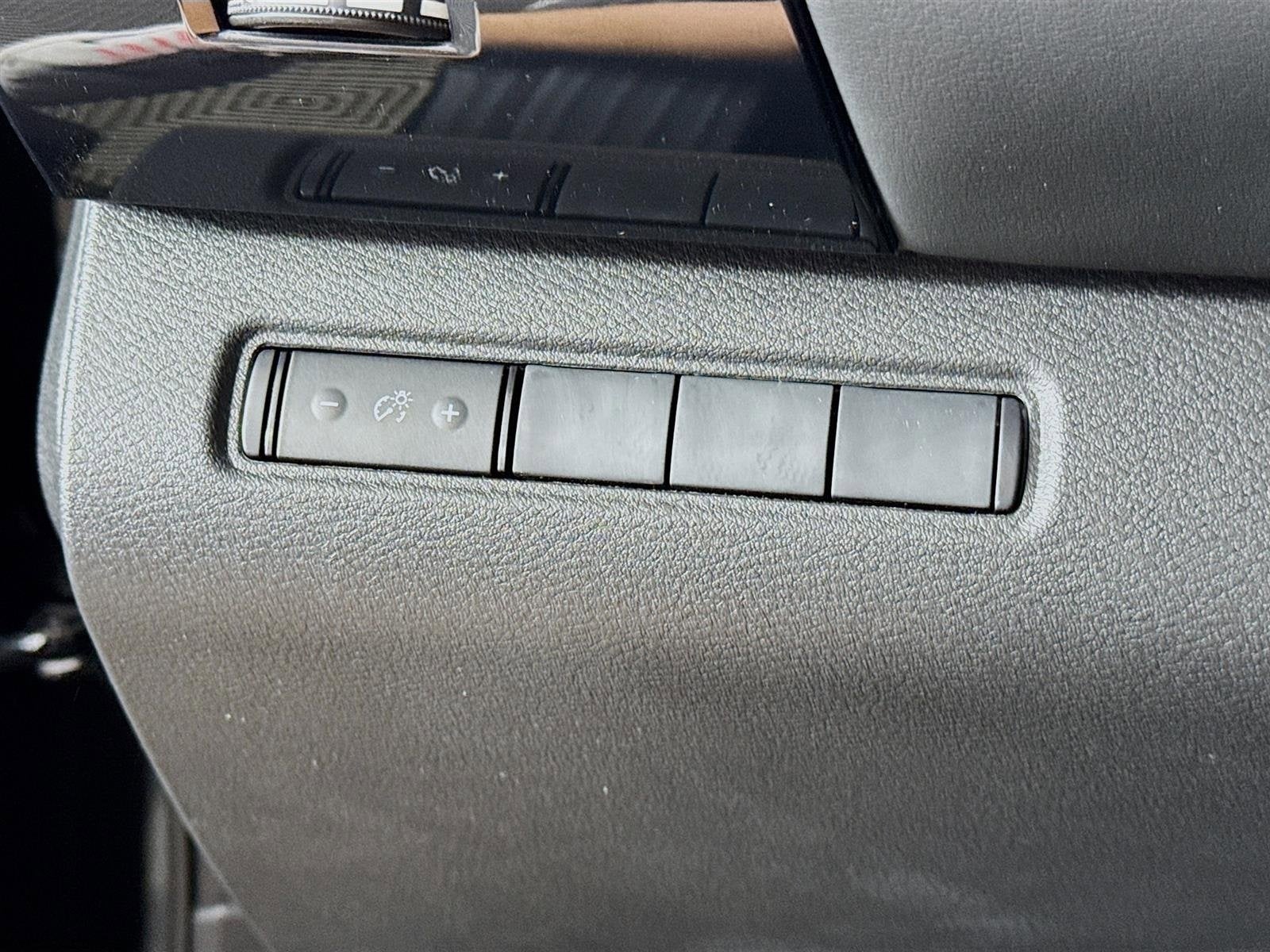 2026 Nissan Pathfinder S