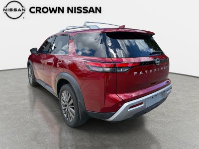 2024 Nissan Pathfinder SL