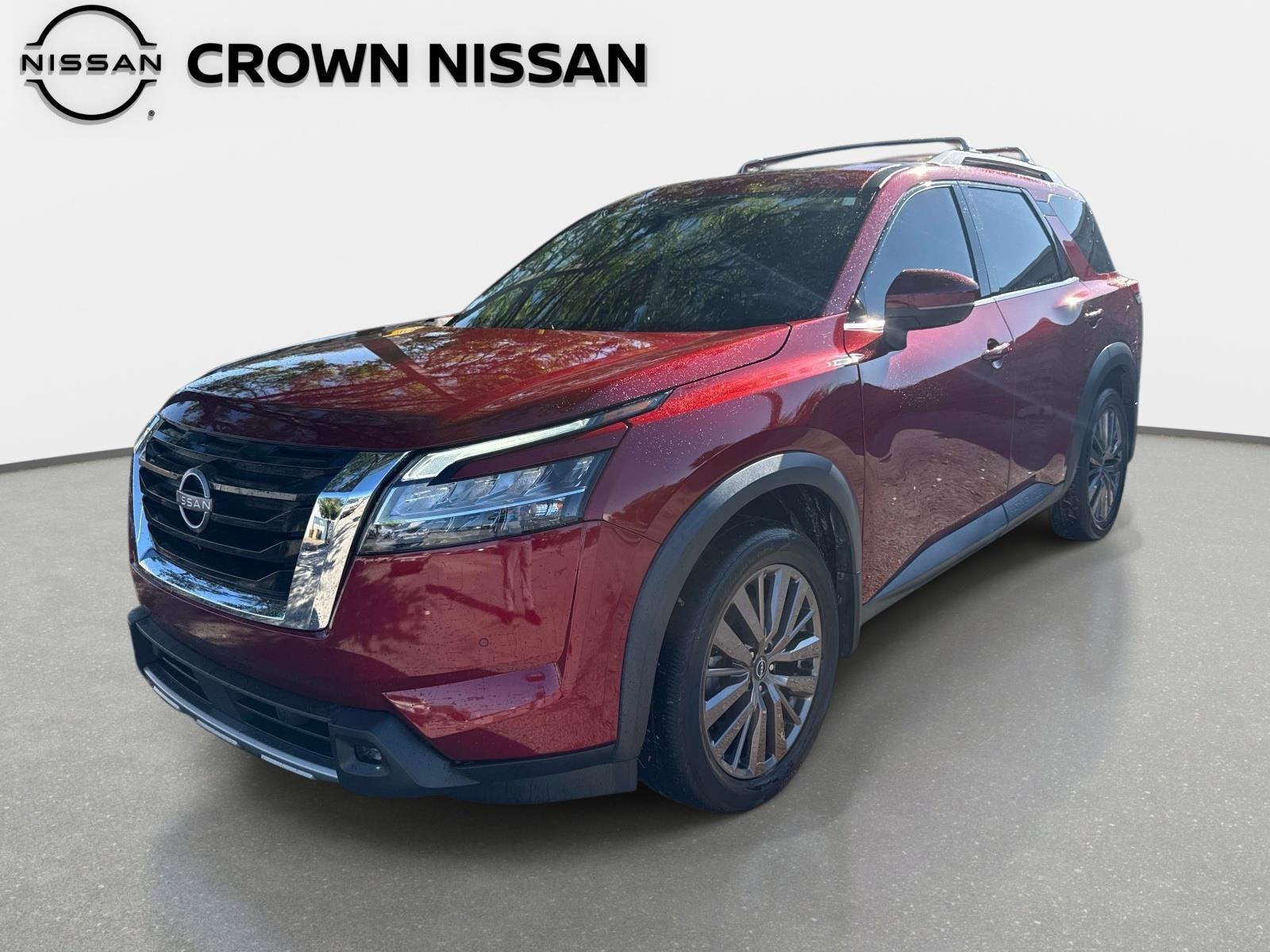 2022 Nissan Pathfinder SL