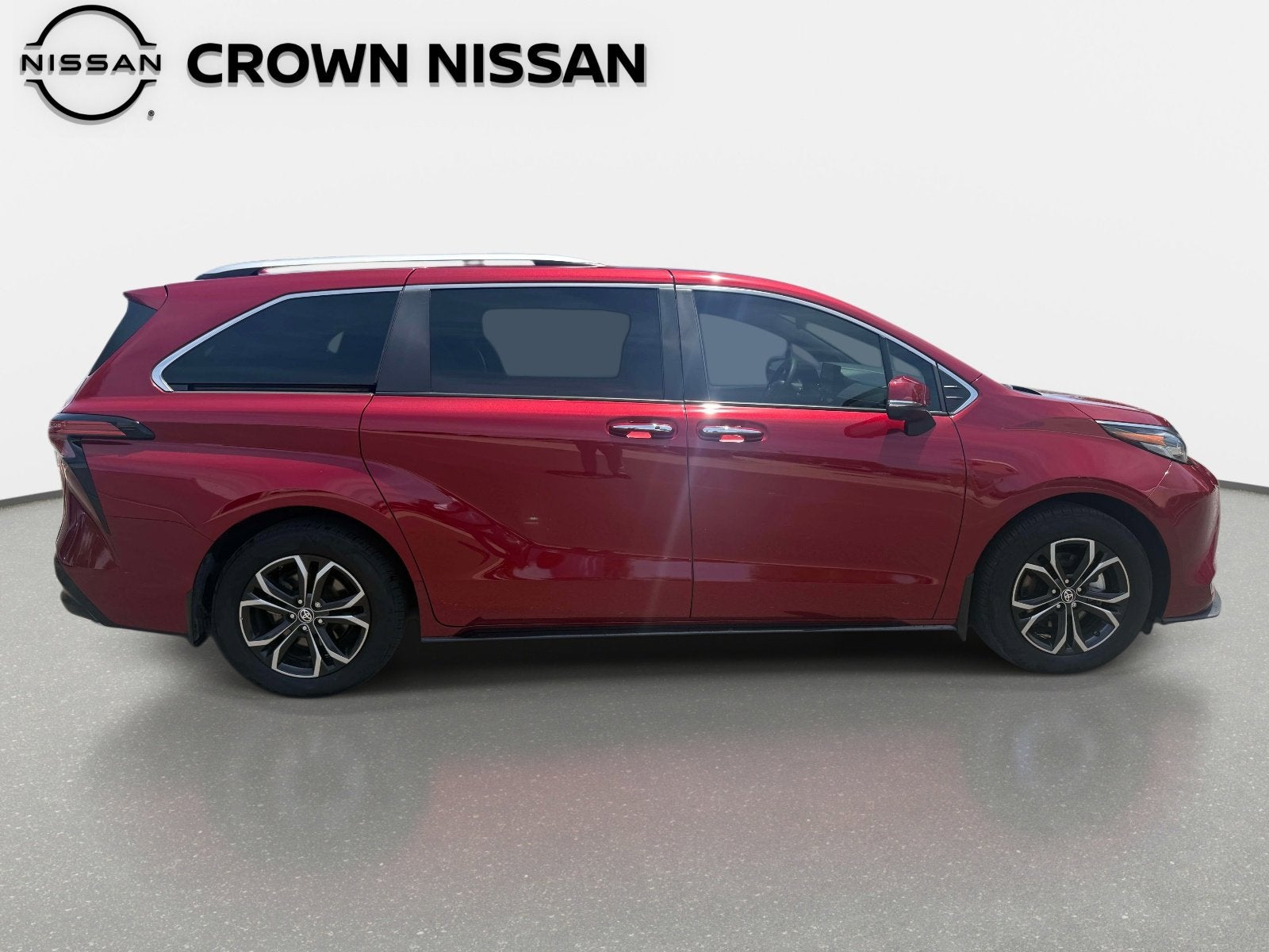 2025 Toyota Sienna Platinum