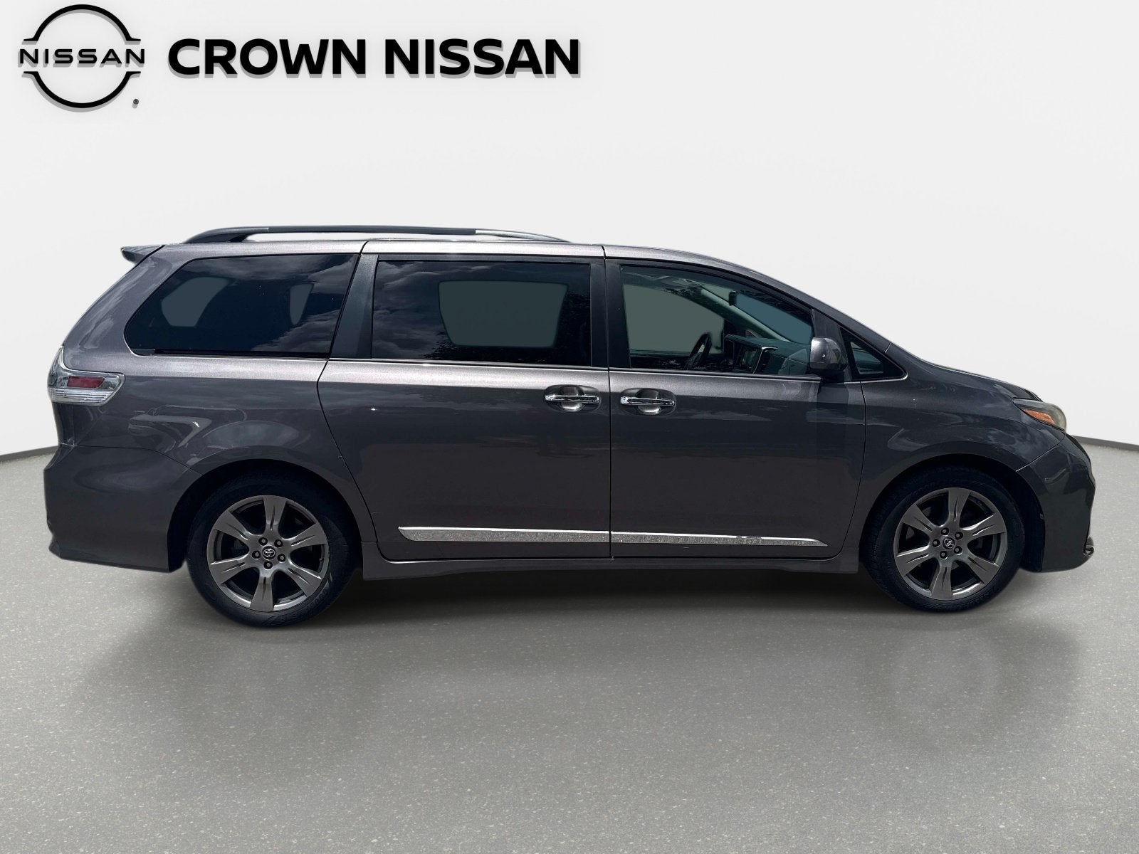 2019 Toyota Sienna SE Premium