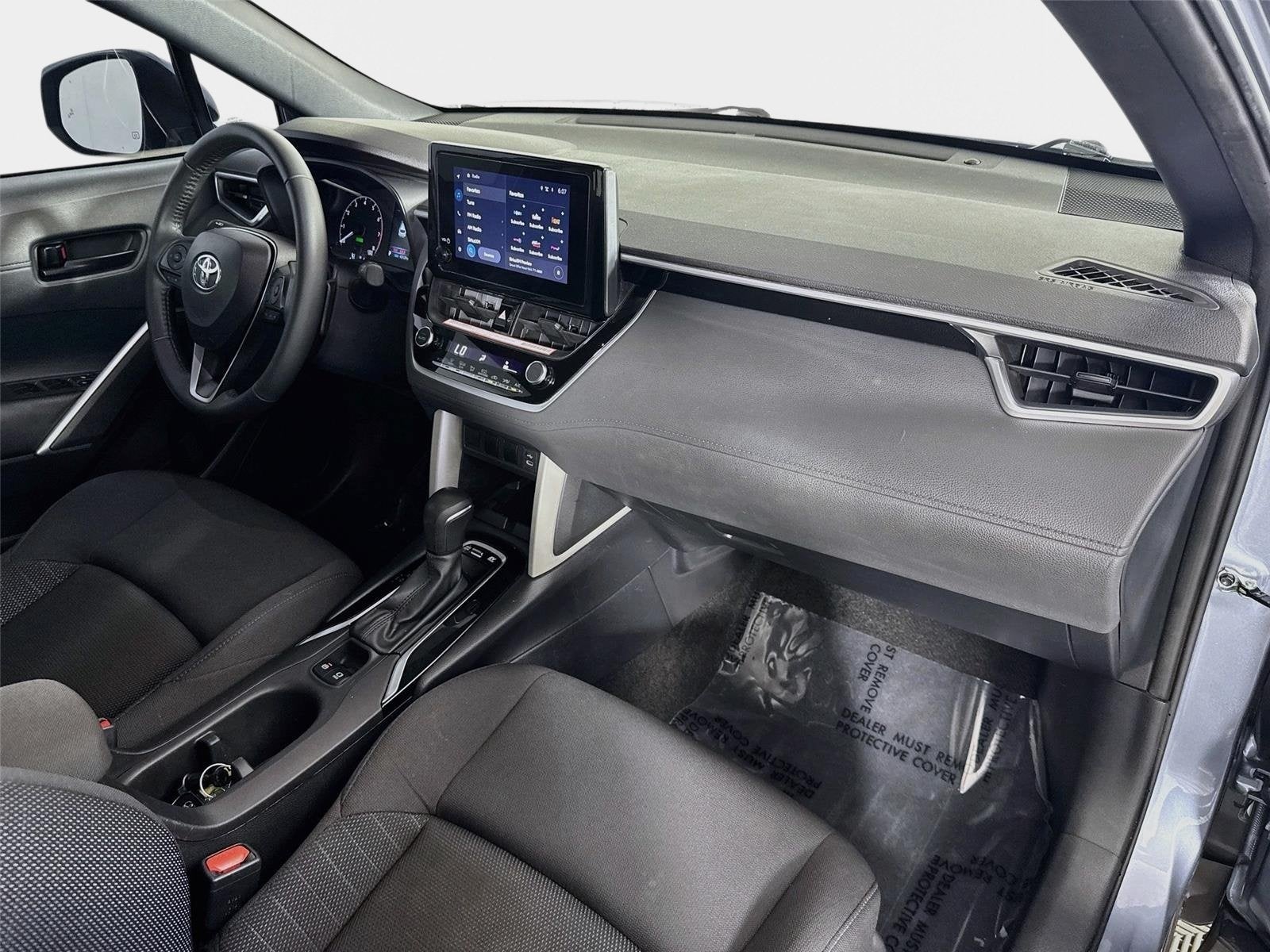 2024 Toyota Corolla Cross Hybrid SE