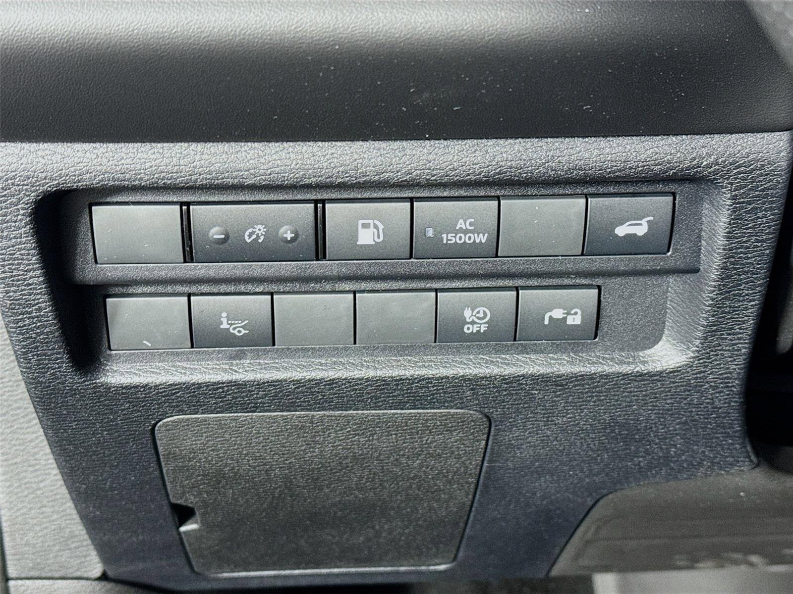 2026 Nissan Rogue Plug-In Hybrid Platinum
