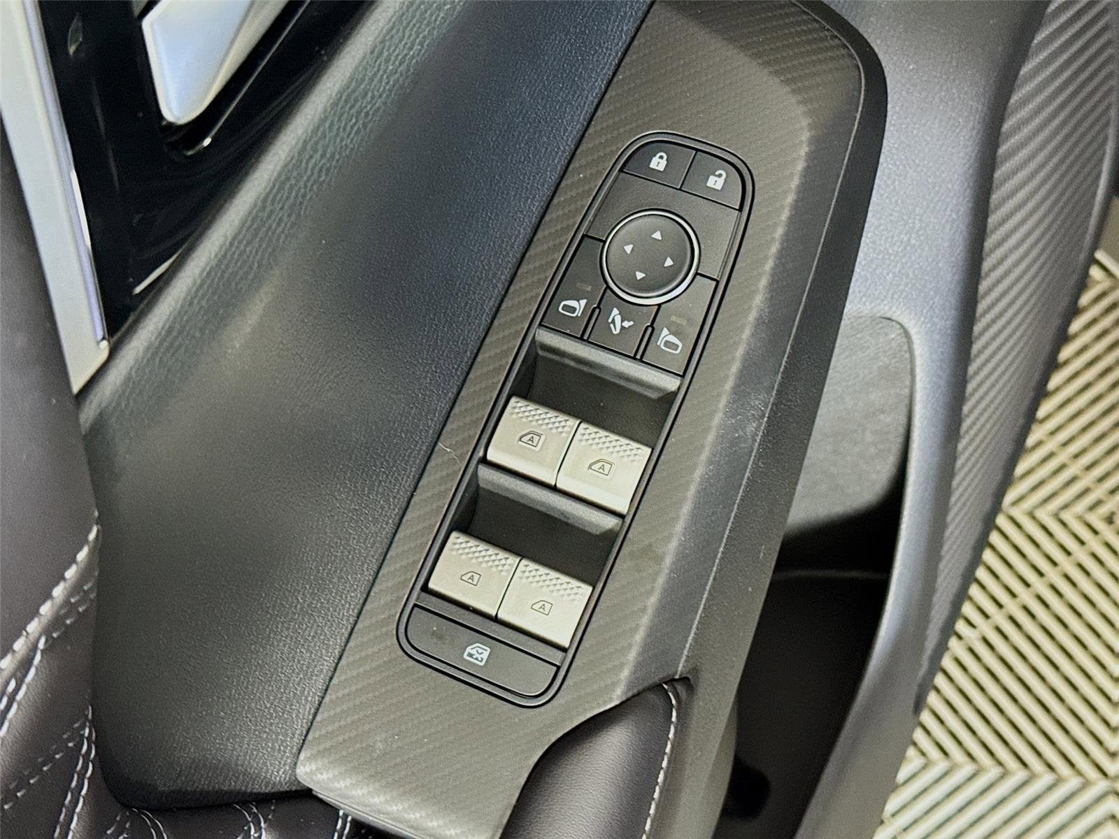 2026 Nissan Rogue Plug-In Hybrid Platinum