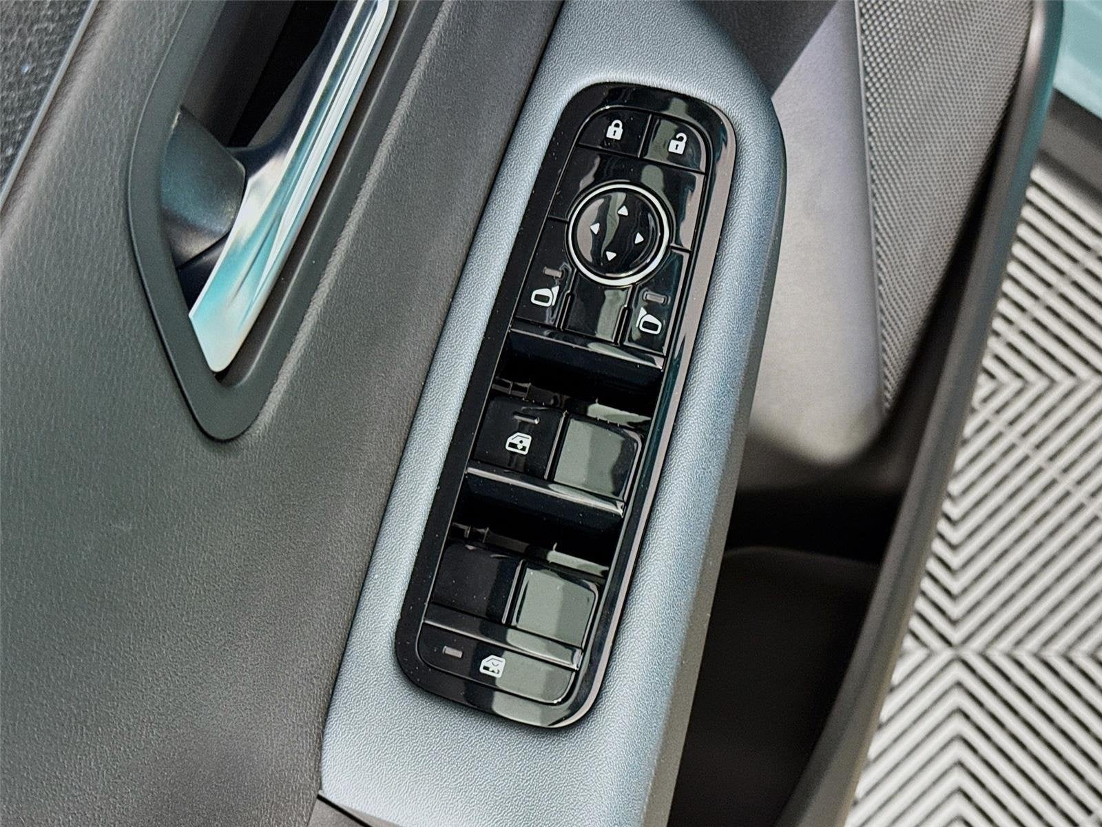 2026 Nissan LEAF SV+
