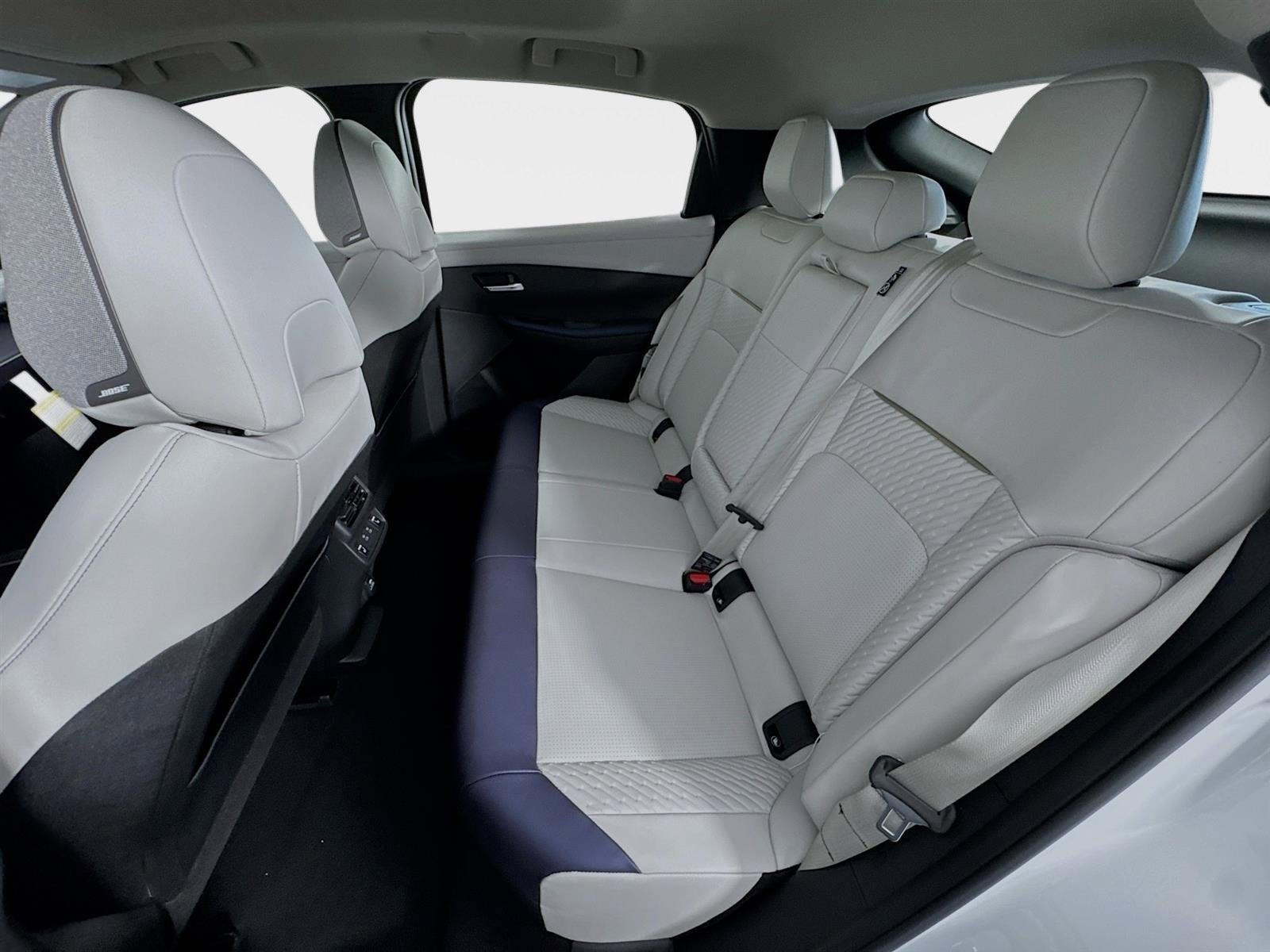 2026 Nissan LEAF PLATINUM+