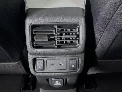 2026 Nissan LEAF PLATINUM+