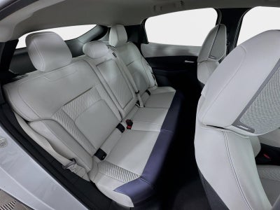 2026 Nissan LEAF PLATINUM+