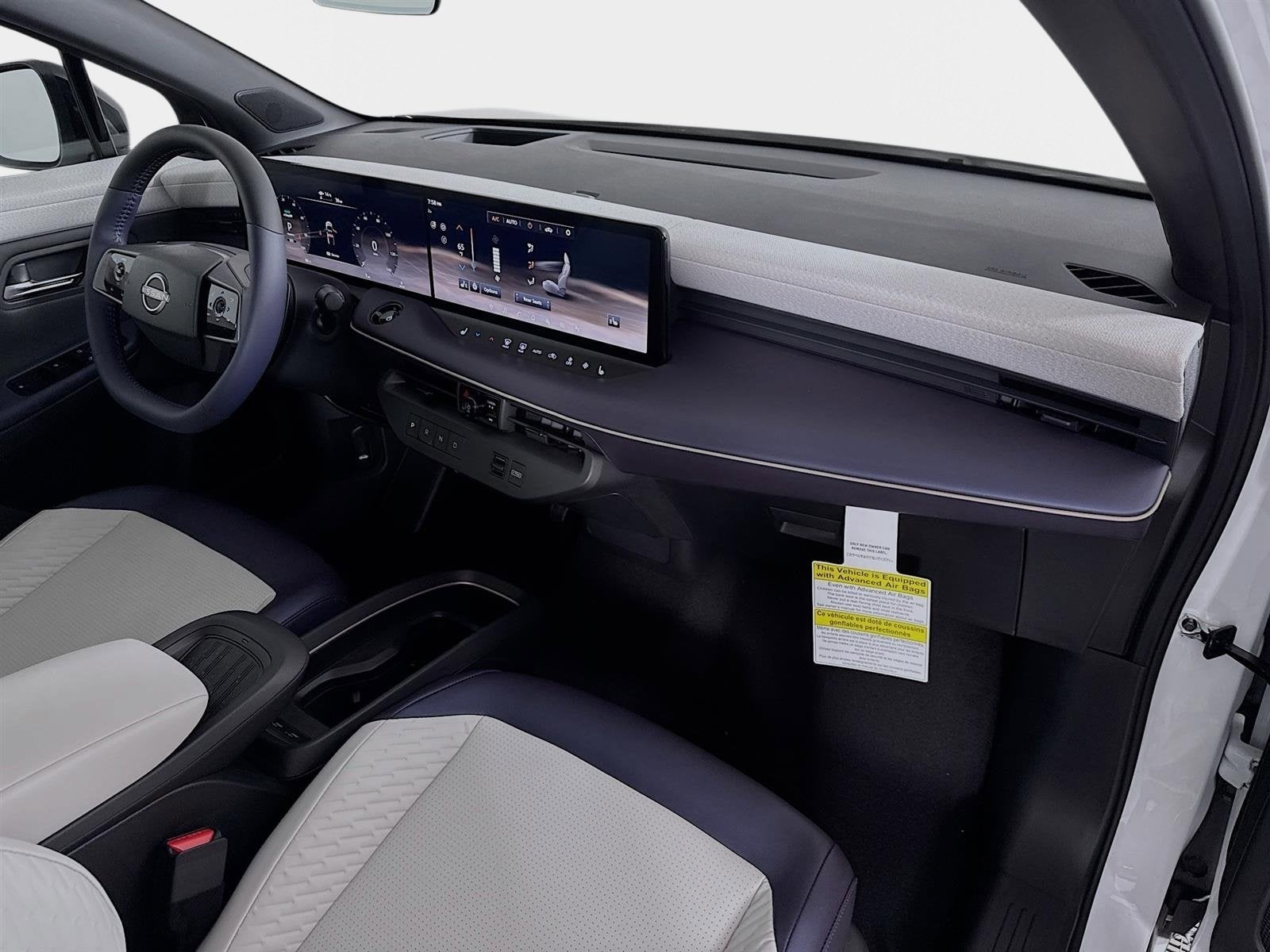 2026 Nissan LEAF PLATINUM+