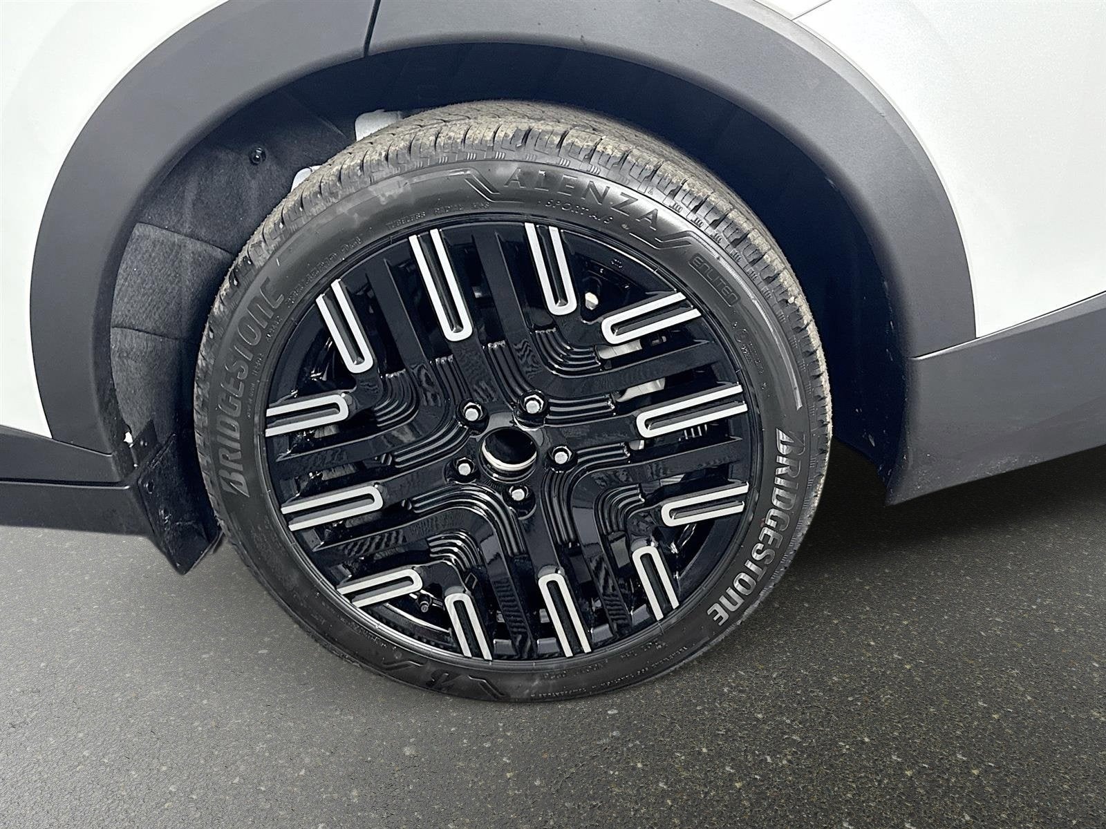 2026 Nissan LEAF PLATINUM+