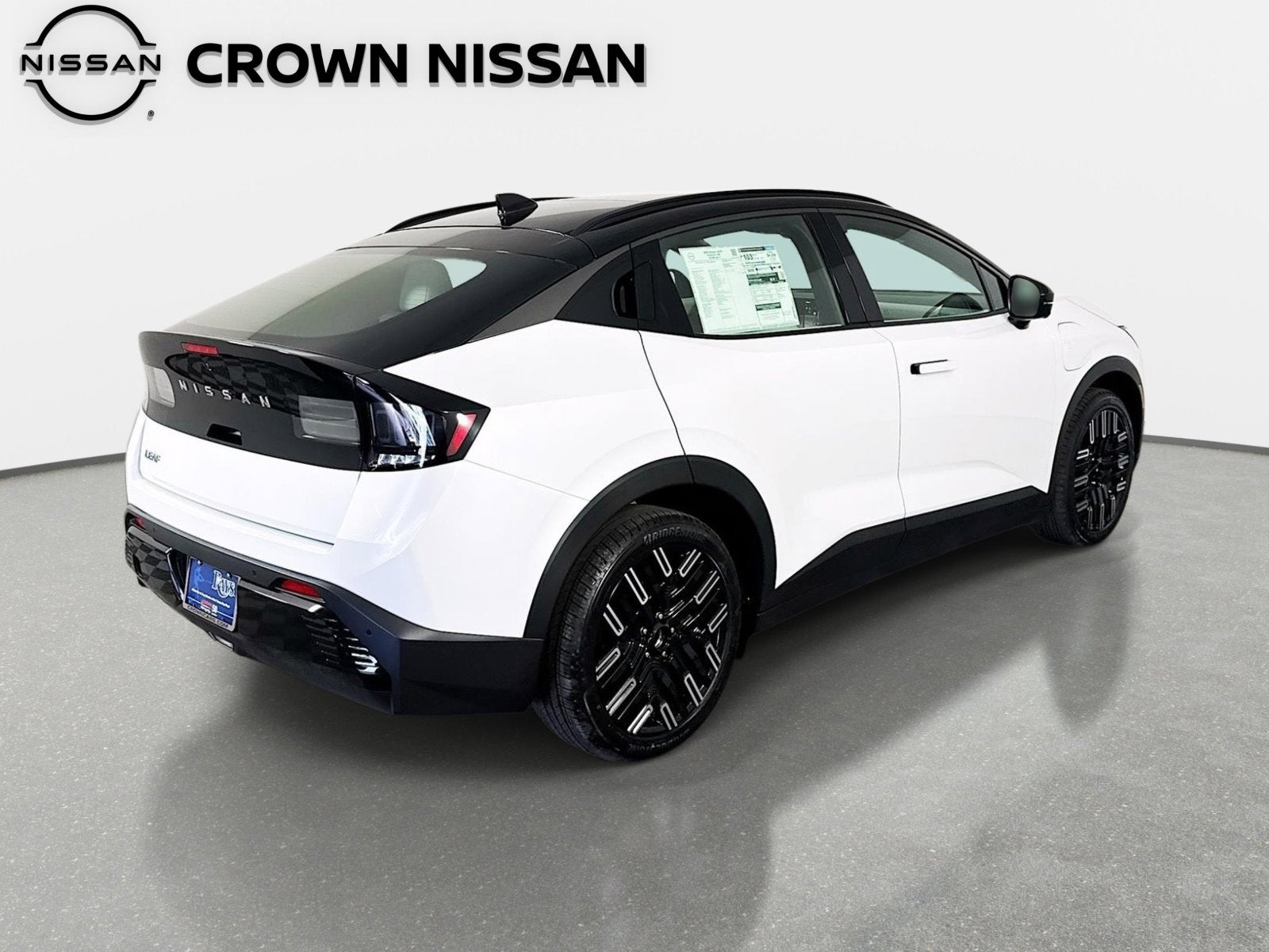 2026 Nissan LEAF PLATINUM+